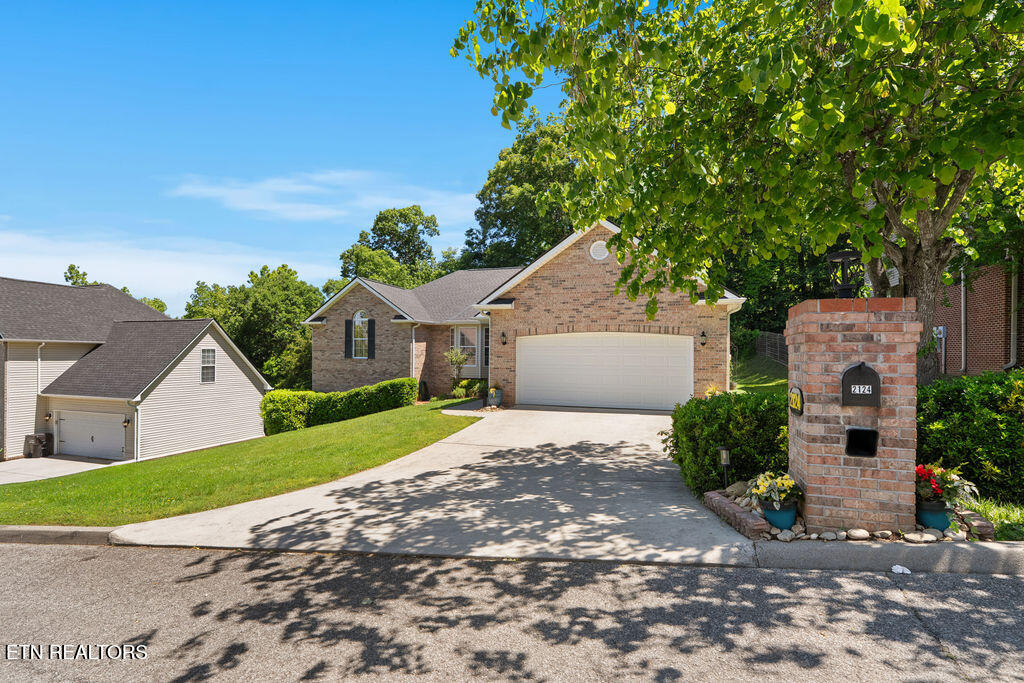 2124 Elm Grove Lane Knoxville TN 37932