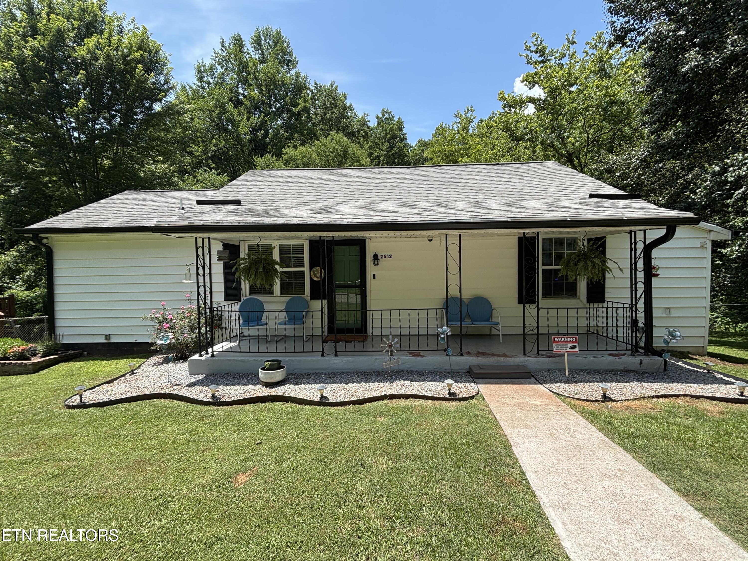 2512 SE Aberdeen Lane Knoxville TN 37920