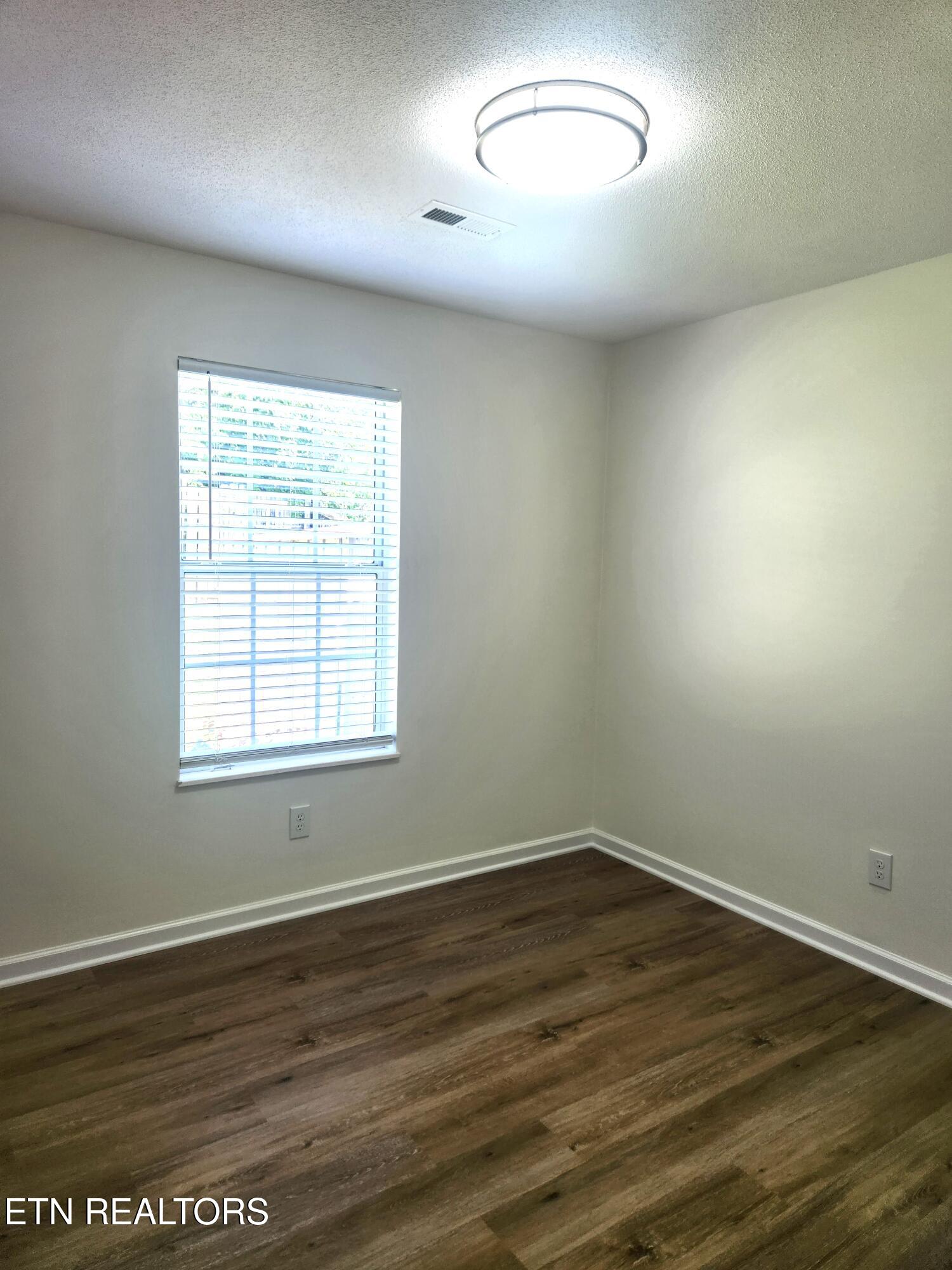 6206 Jim Fox Lane Powell TN 37849
