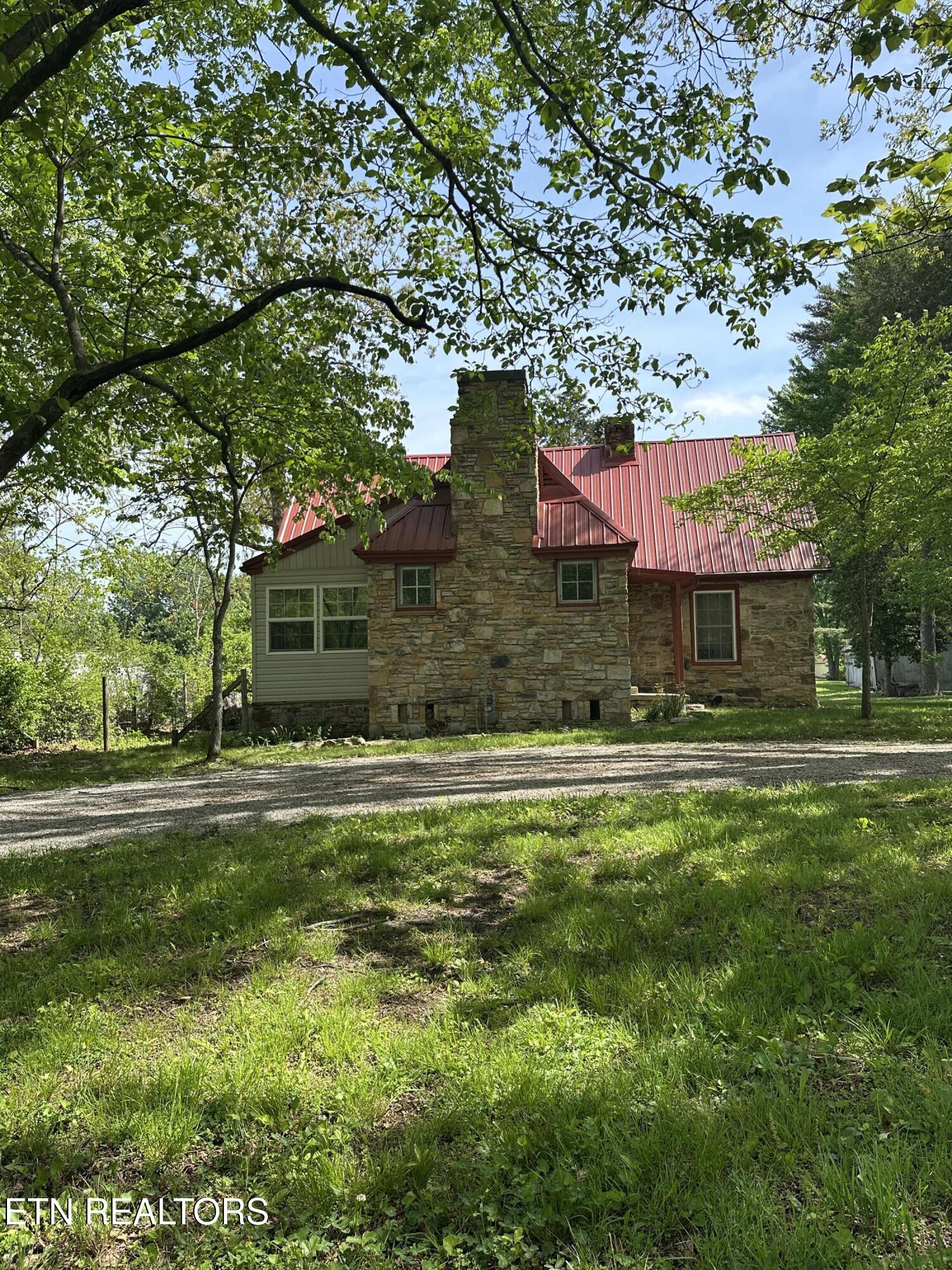 93 Pigeon Ridge Road Crossville TN 38555