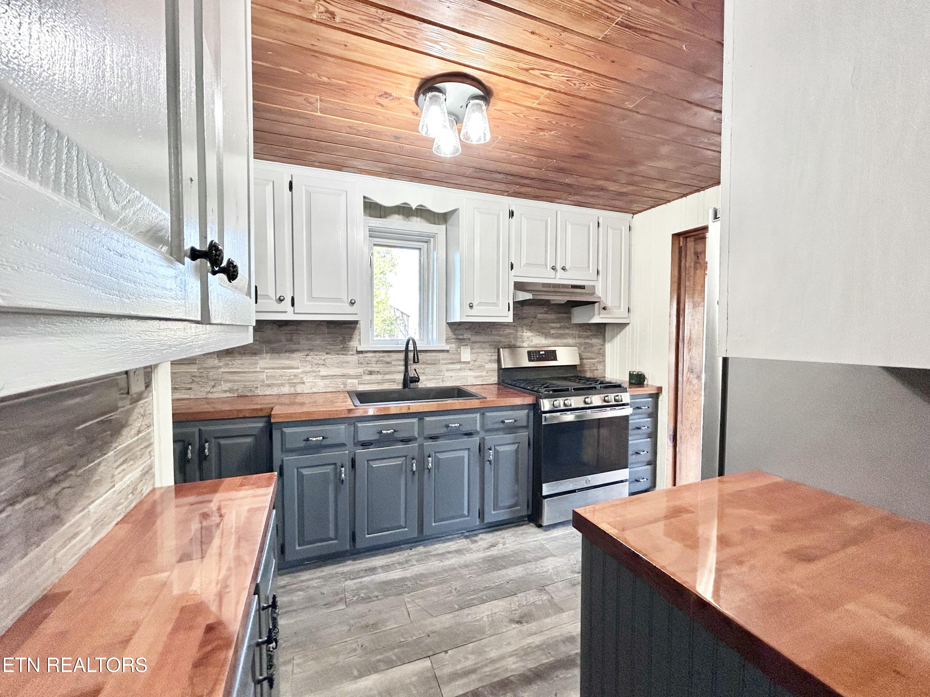 93 Pigeon Ridge Road Crossville TN 38555