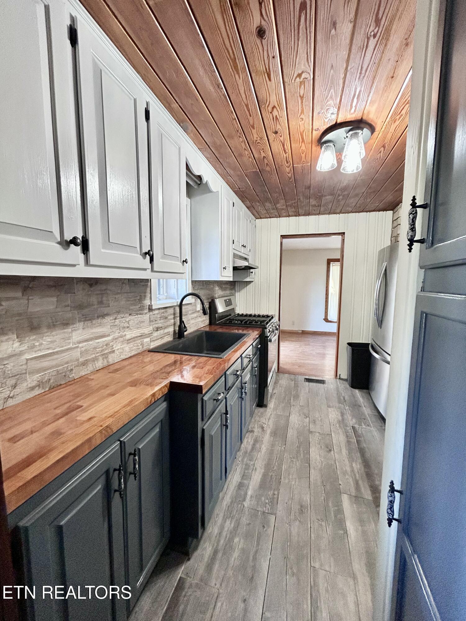 93 Pigeon Ridge Road Crossville TN 38555