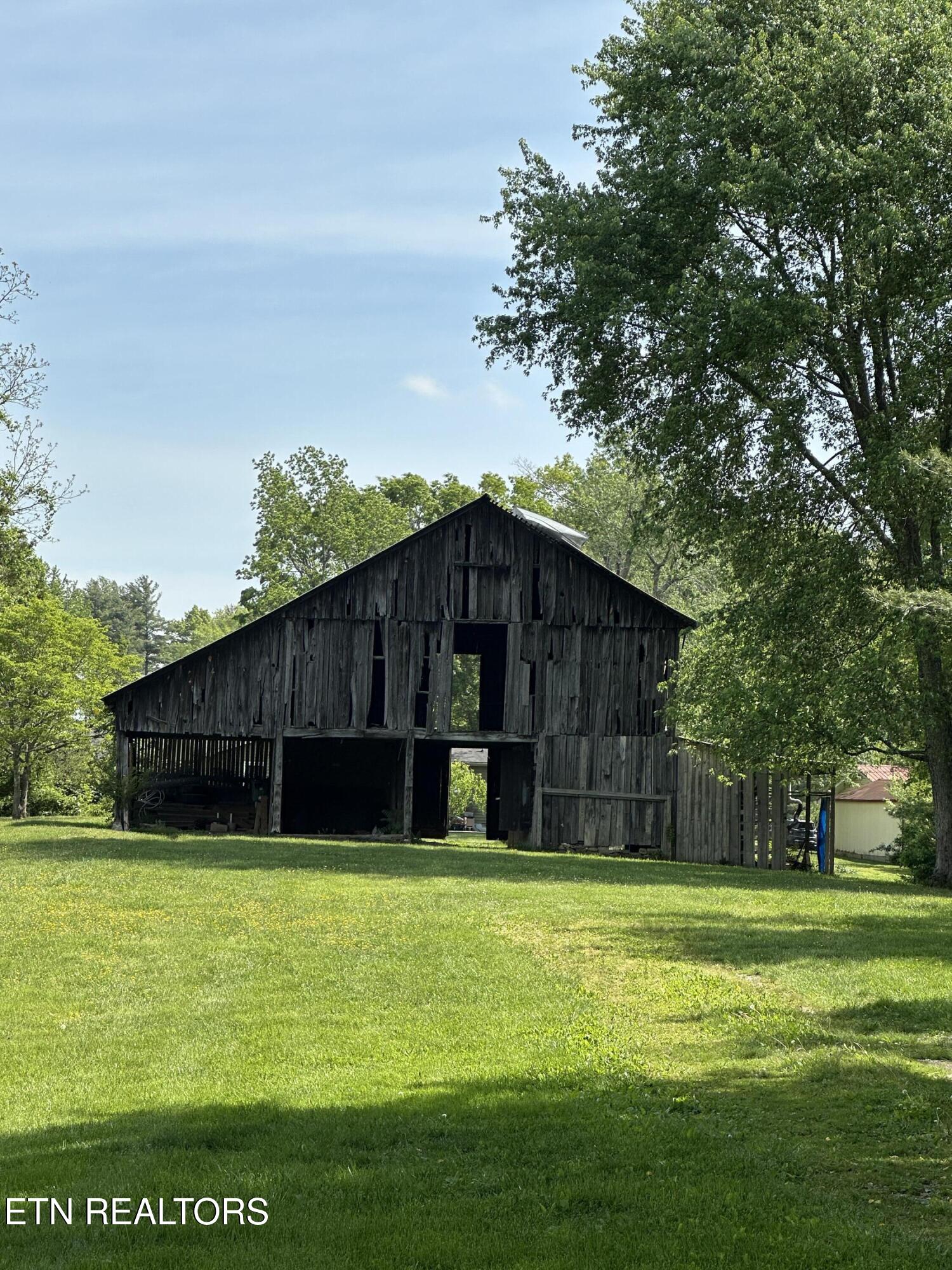93 Pigeon Ridge Road Crossville TN 38555