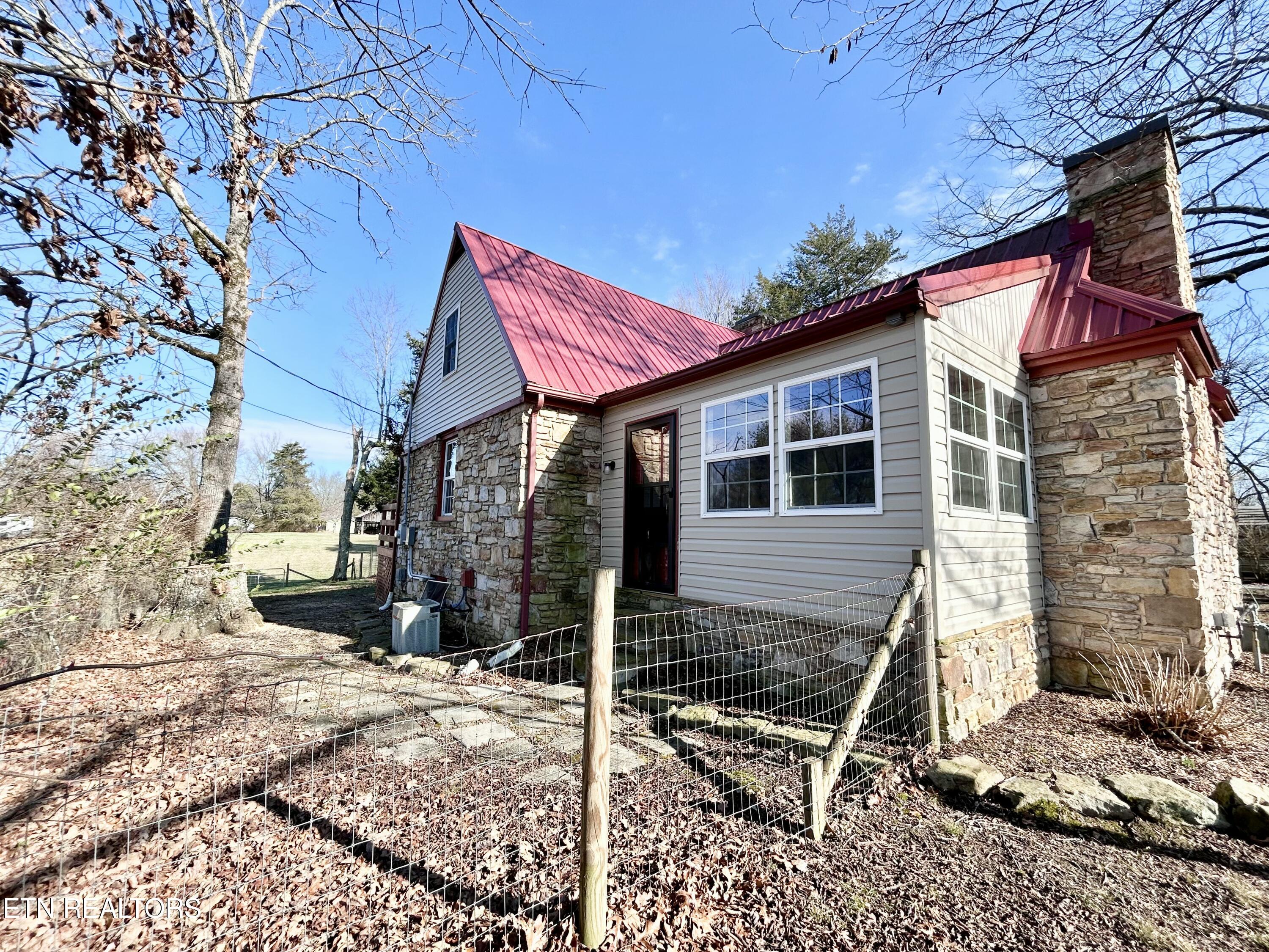 93 Pigeon Ridge Road Crossville TN 38555
