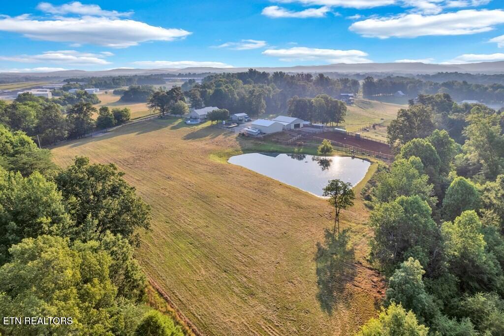 887 Ray Cemetery Road Sparta TN 38583