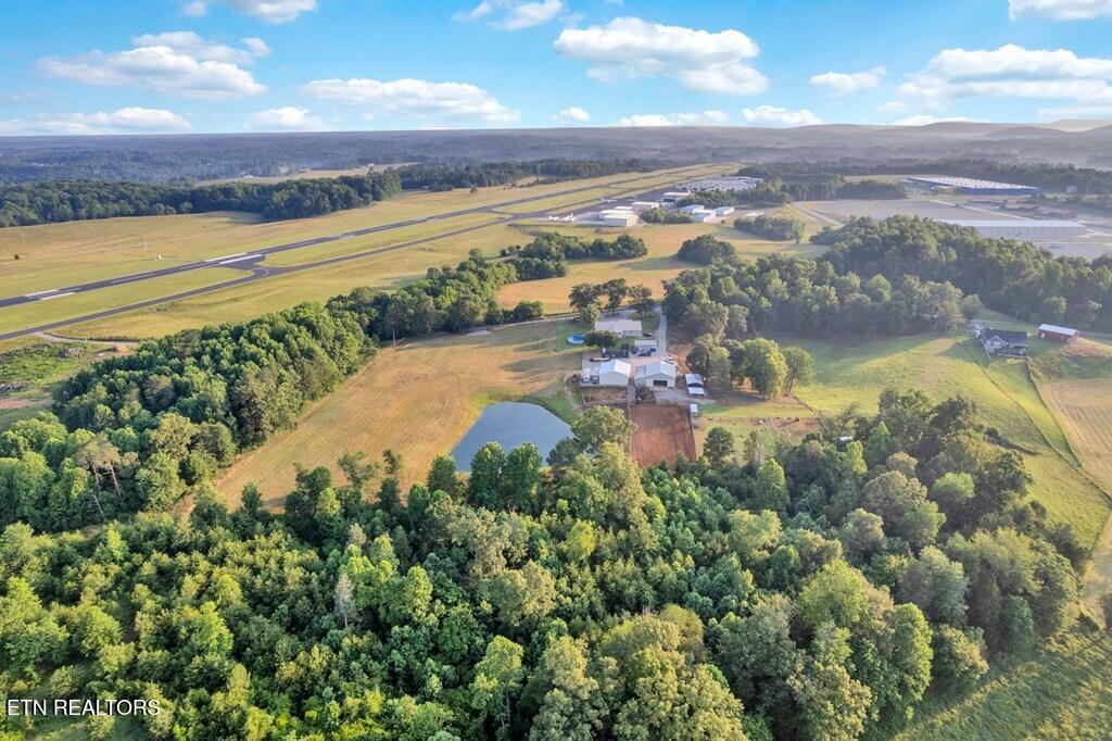 887 Ray Cemetery Road Sparta TN 38583