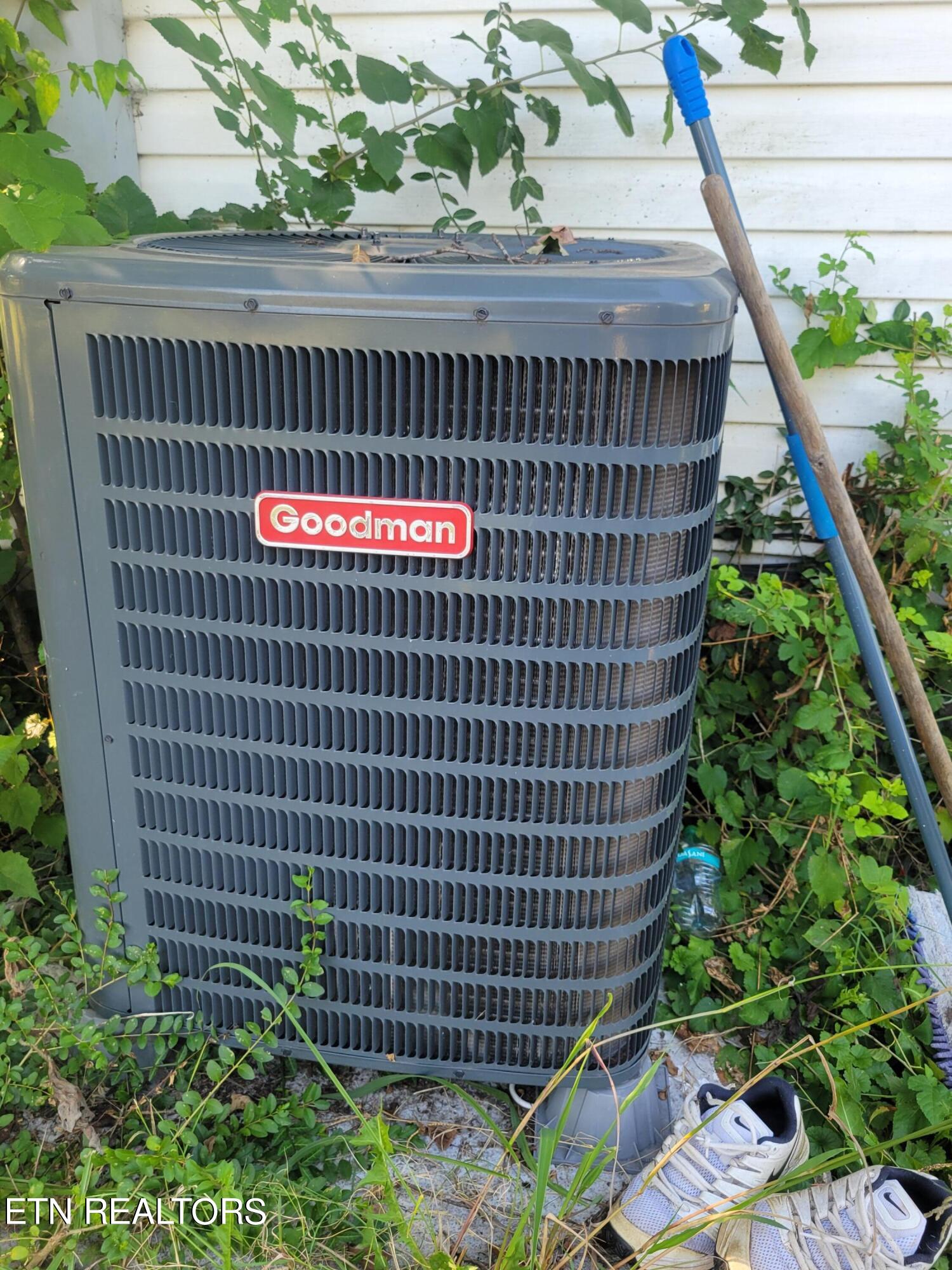 1732 Connecticut Avenue Knoxville TN 37921