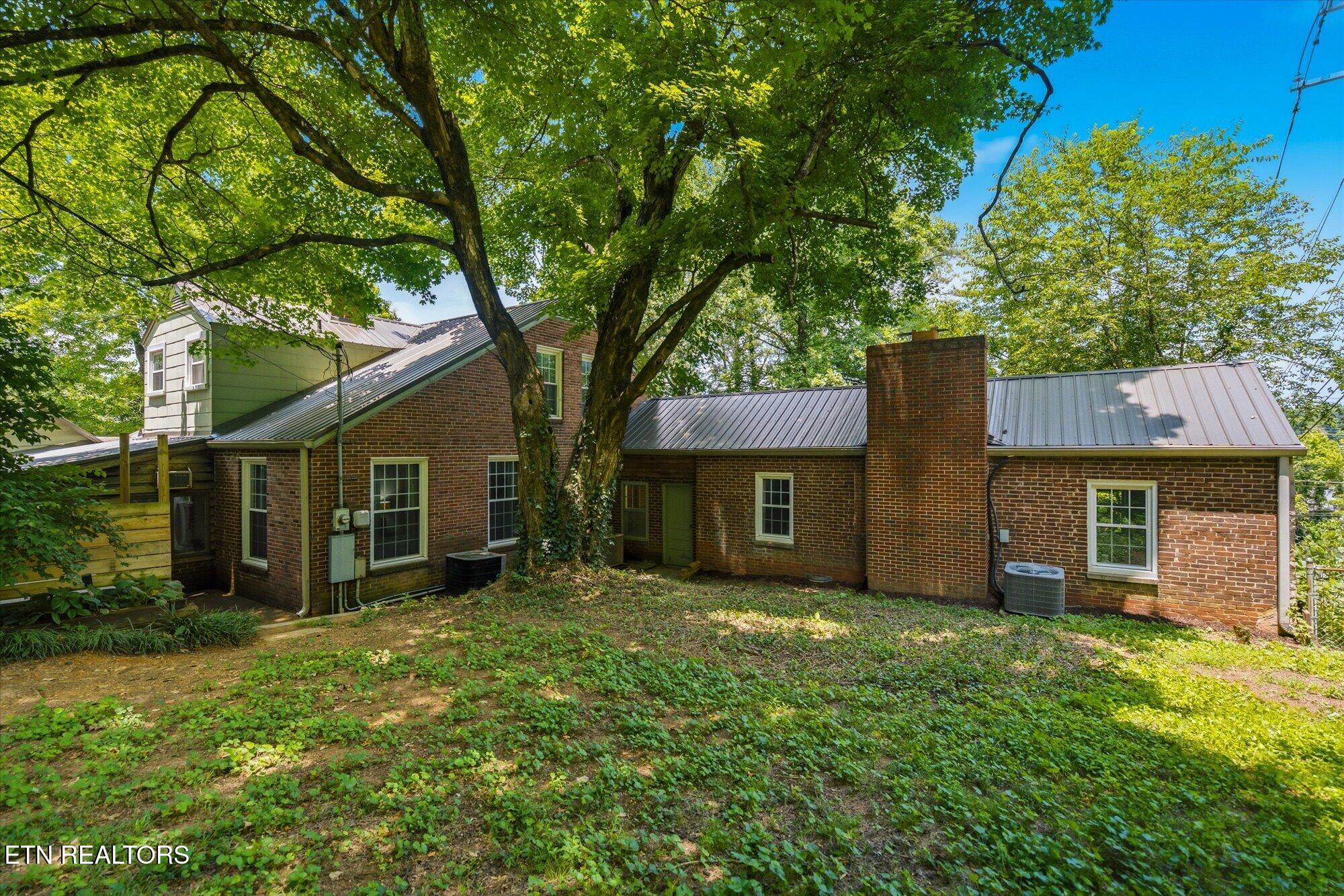 1303 W Madison Avenue Athens TN 37303