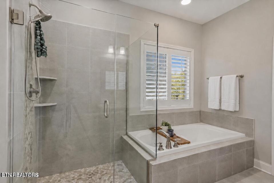 10611 Tin Man Lane Knoxville TN 37932