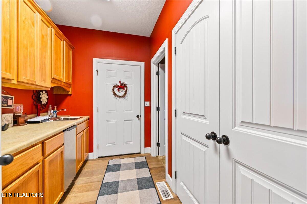 159 Reflection Lane Lafollette TN 37766