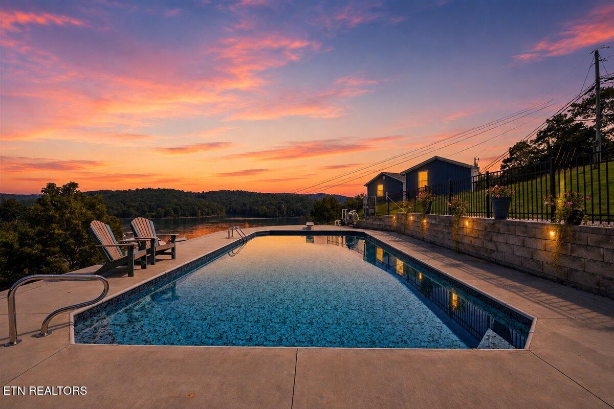 159 Reflection Lane Lafollette TN 37766
