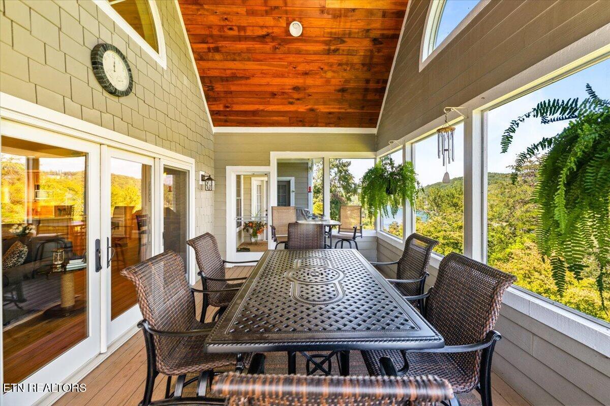 159 Reflection Lane Lafollette TN 37766