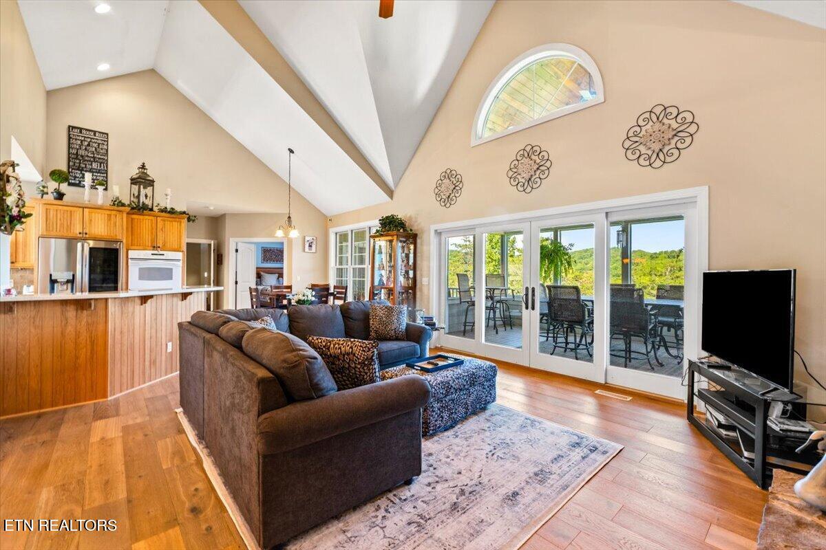 159 Reflection Lane Lafollette TN 37766