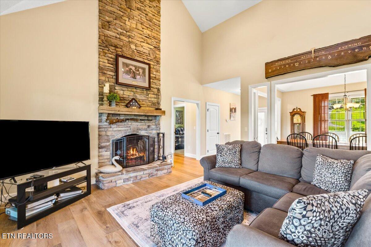159 Reflection Lane Lafollette TN 37766
