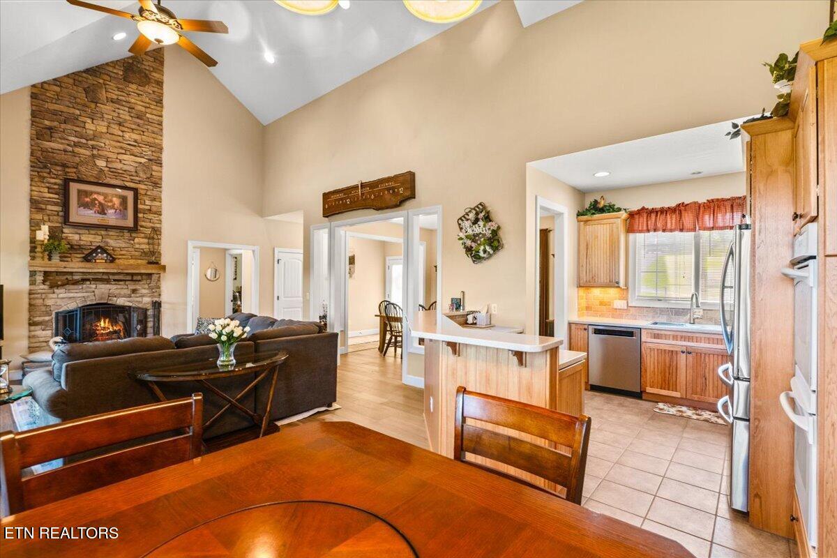 159 Reflection Lane Lafollette TN 37766