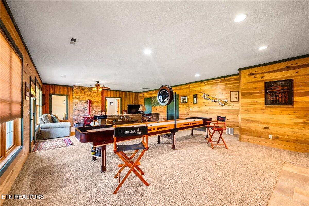 159 Reflection Lane Lafollette TN 37766