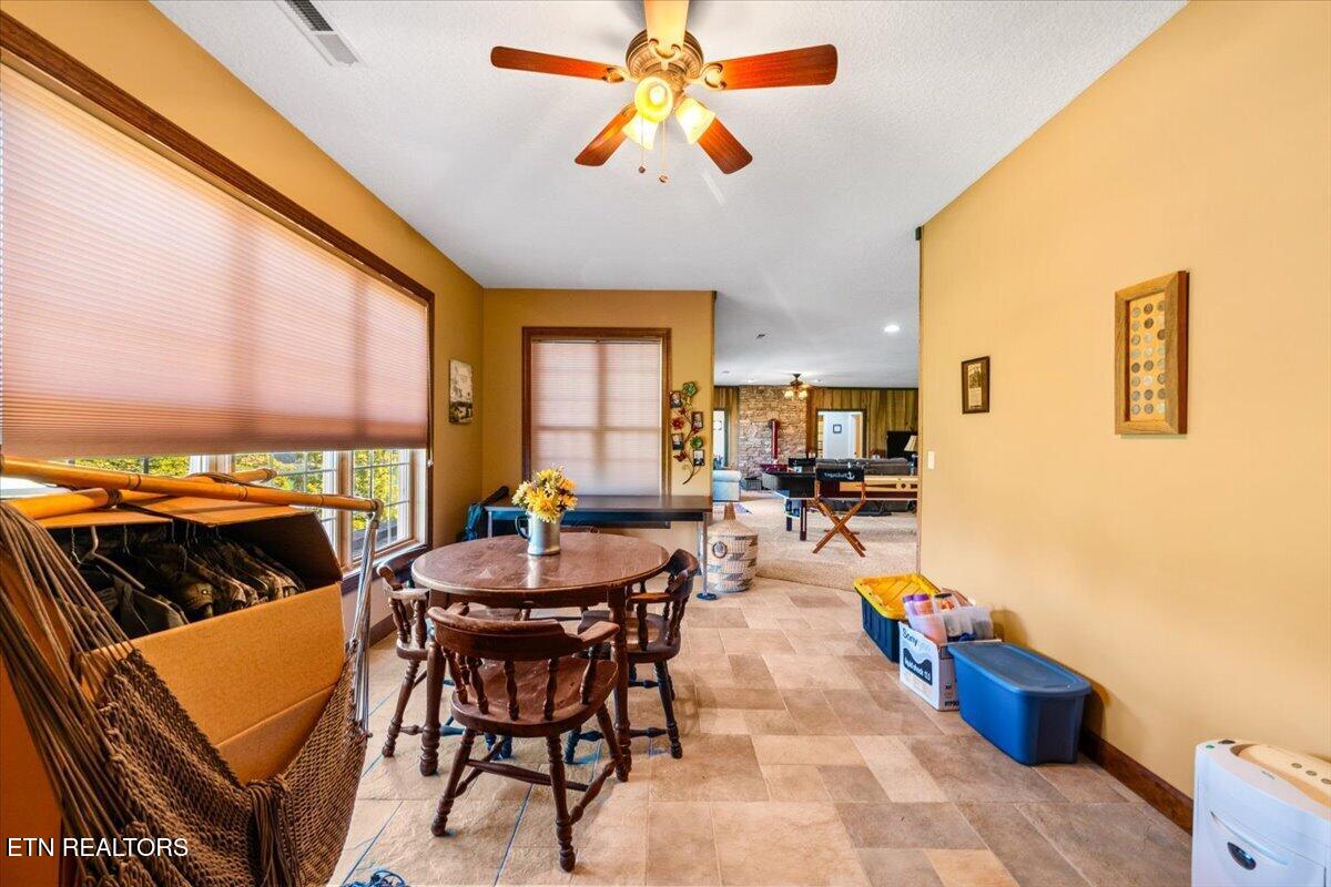 159 Reflection Lane Lafollette TN 37766