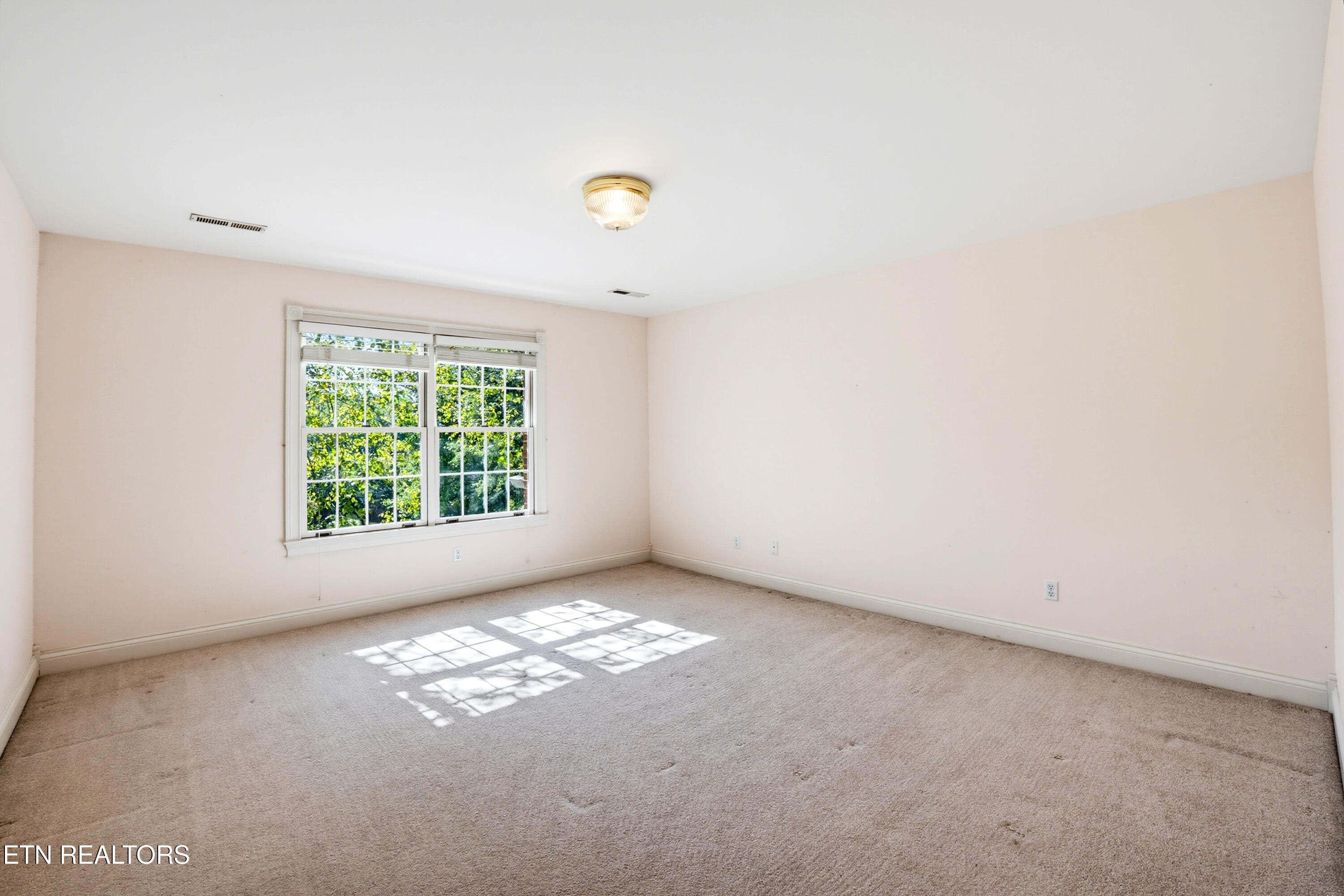 12415 Rivendell Way Knoxville TN 37922