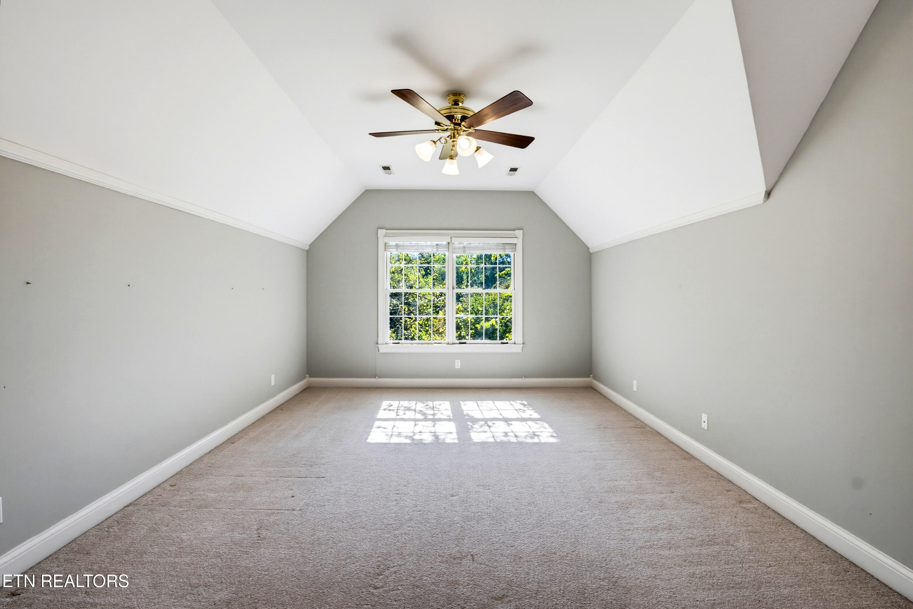 12415 Rivendell Way Knoxville TN 37922