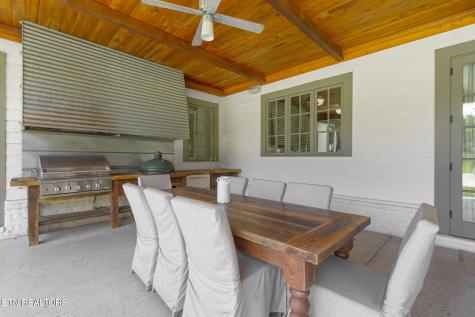 2000 Lawnville Road Kingston TN 37763