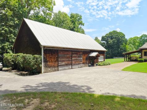 2000 Lawnville Road Kingston TN 37763