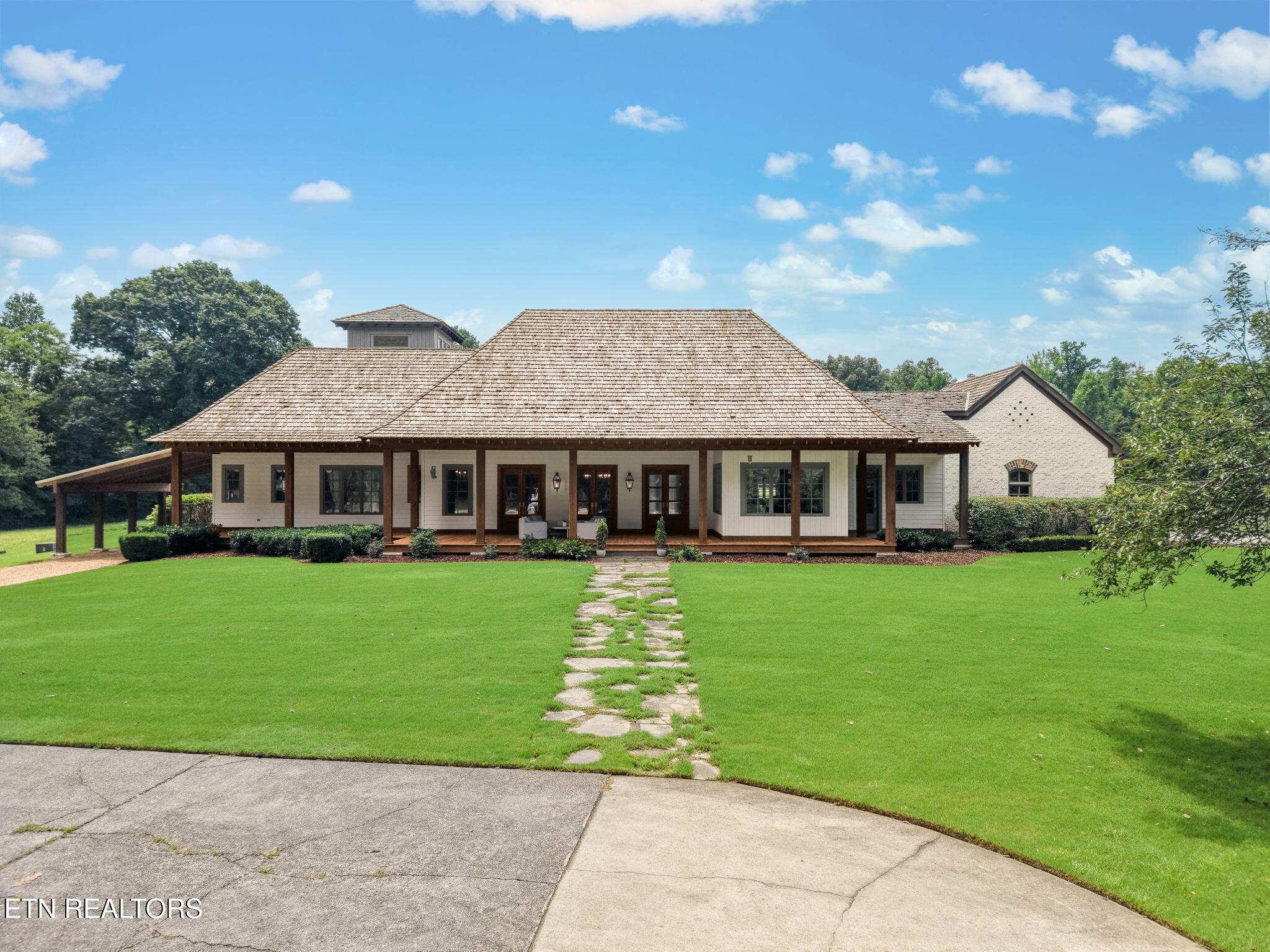 2000 Lawnville Road Kingston TN 37763