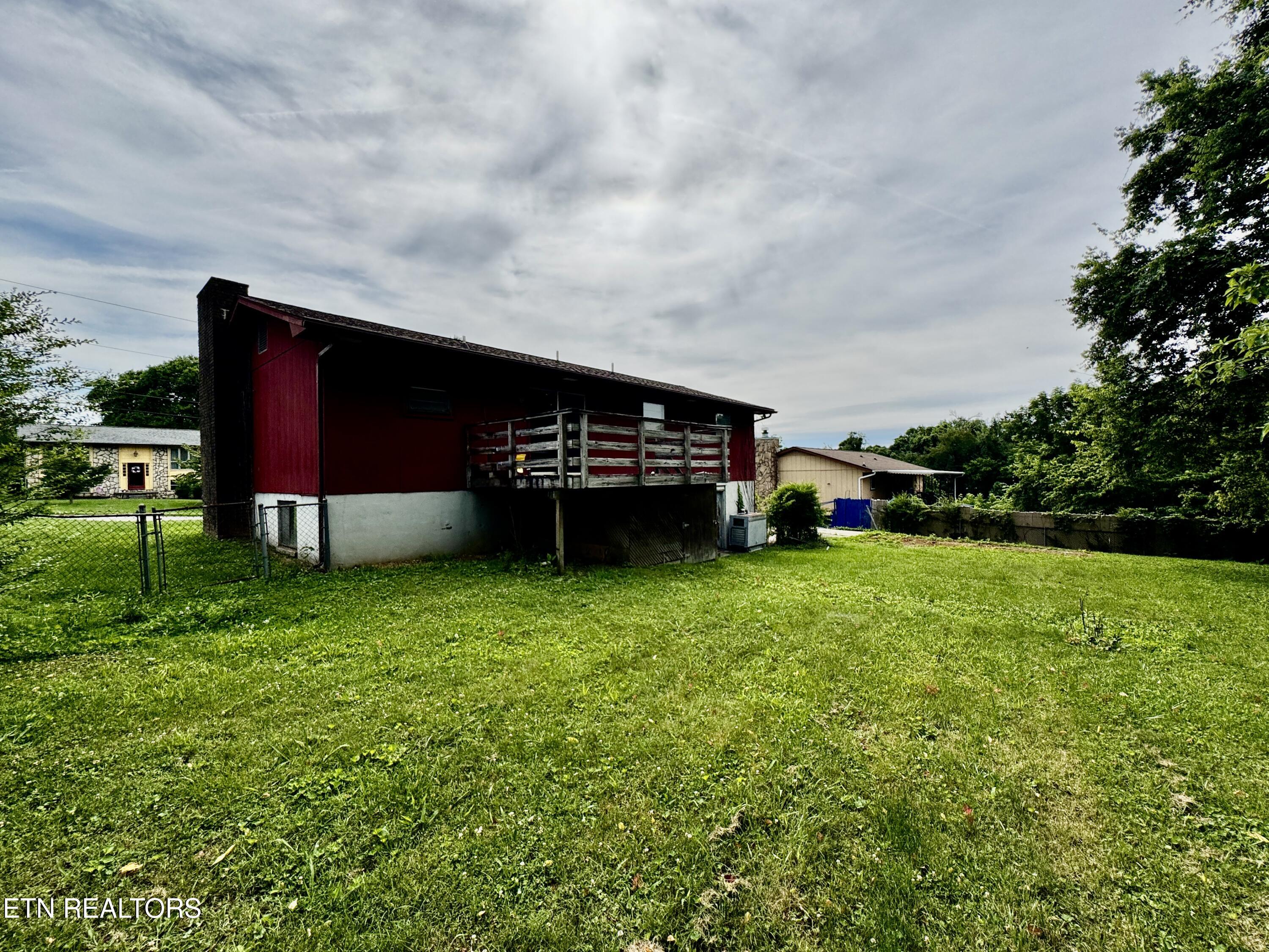 7512 S Whispering Oak Circle Powell TN 37849