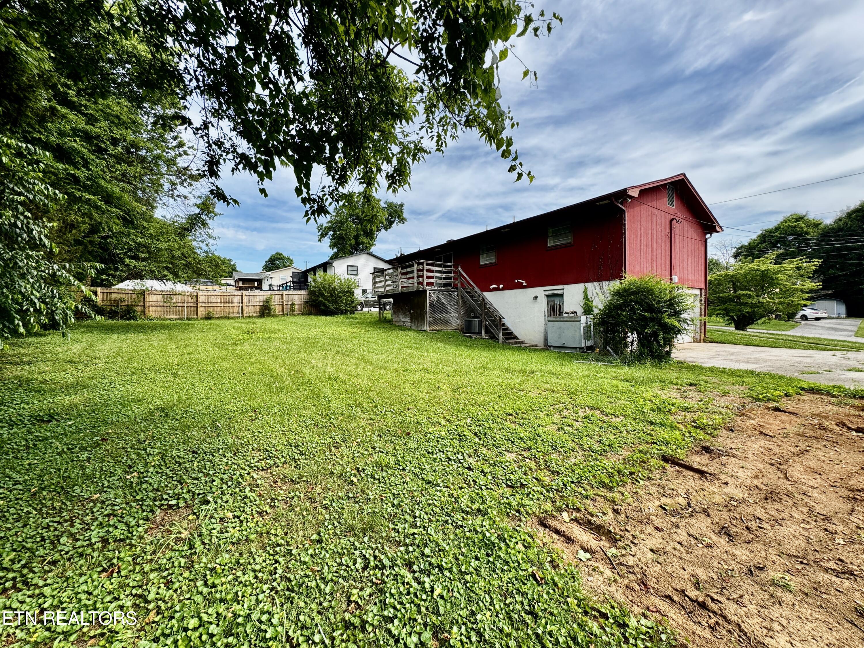 7512 S Whispering Oak Circle Powell TN 37849