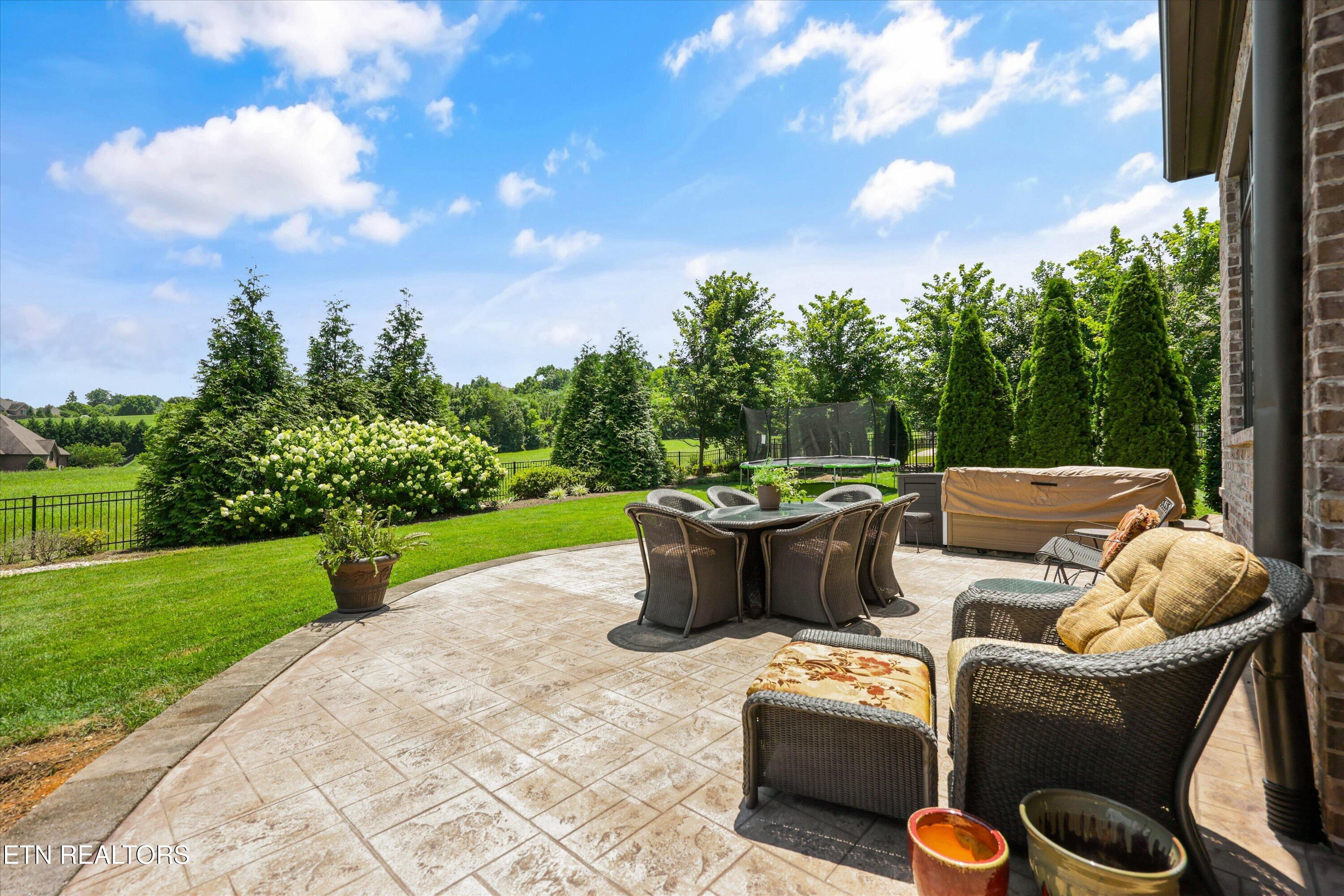 528 Larksong Drive Knoxville TN 37934