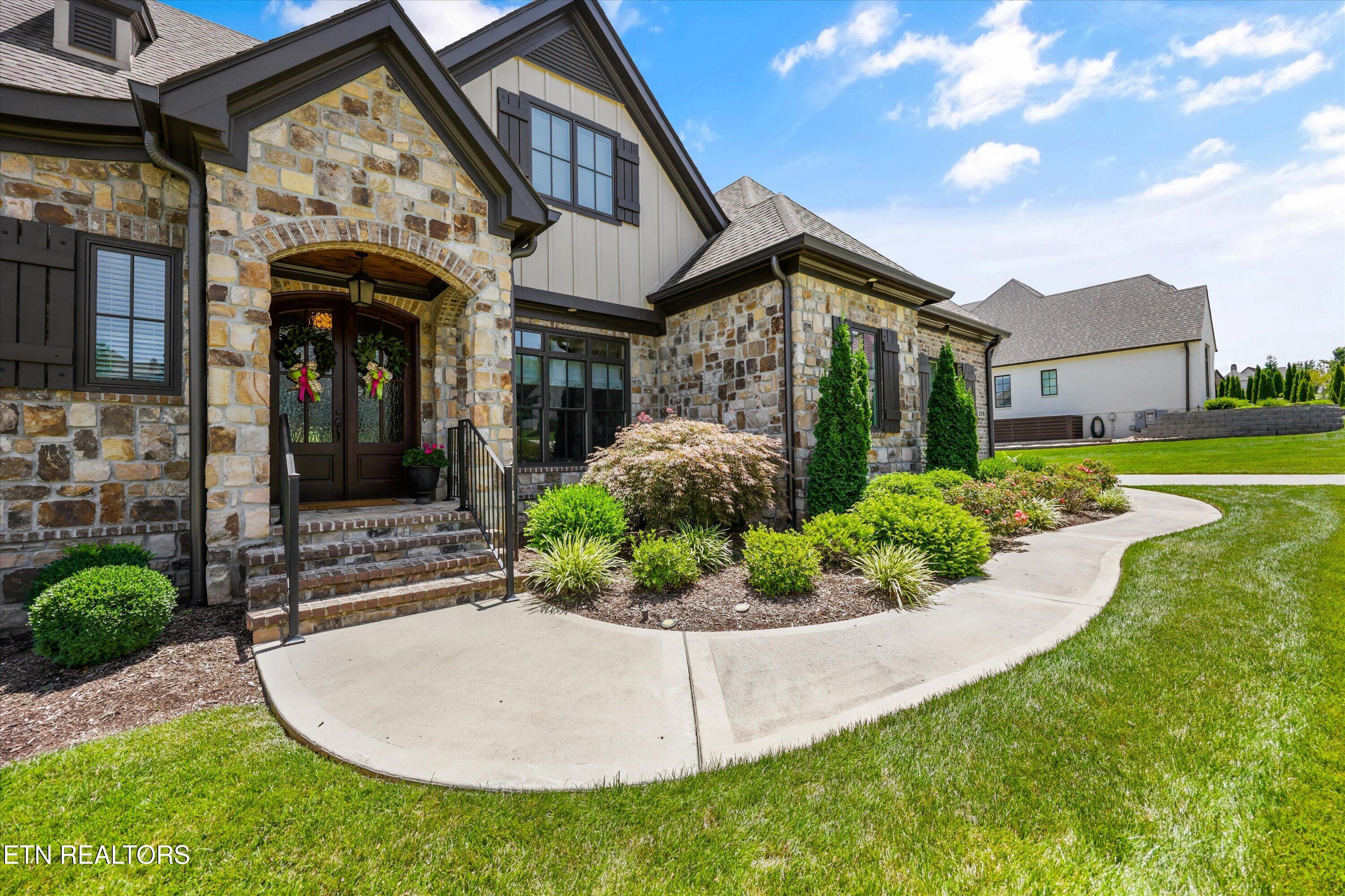528 Larksong Drive Knoxville TN 37934