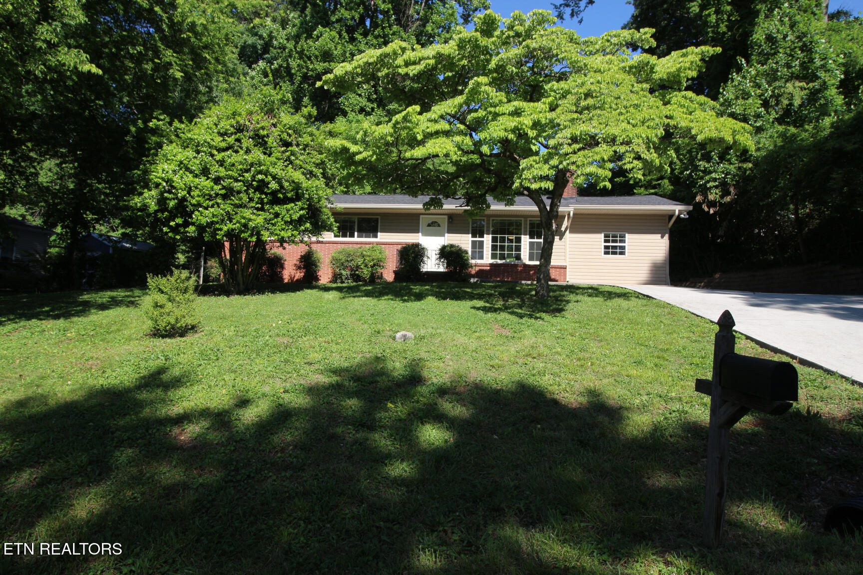 1603 Hope Way Knoxville TN 37909