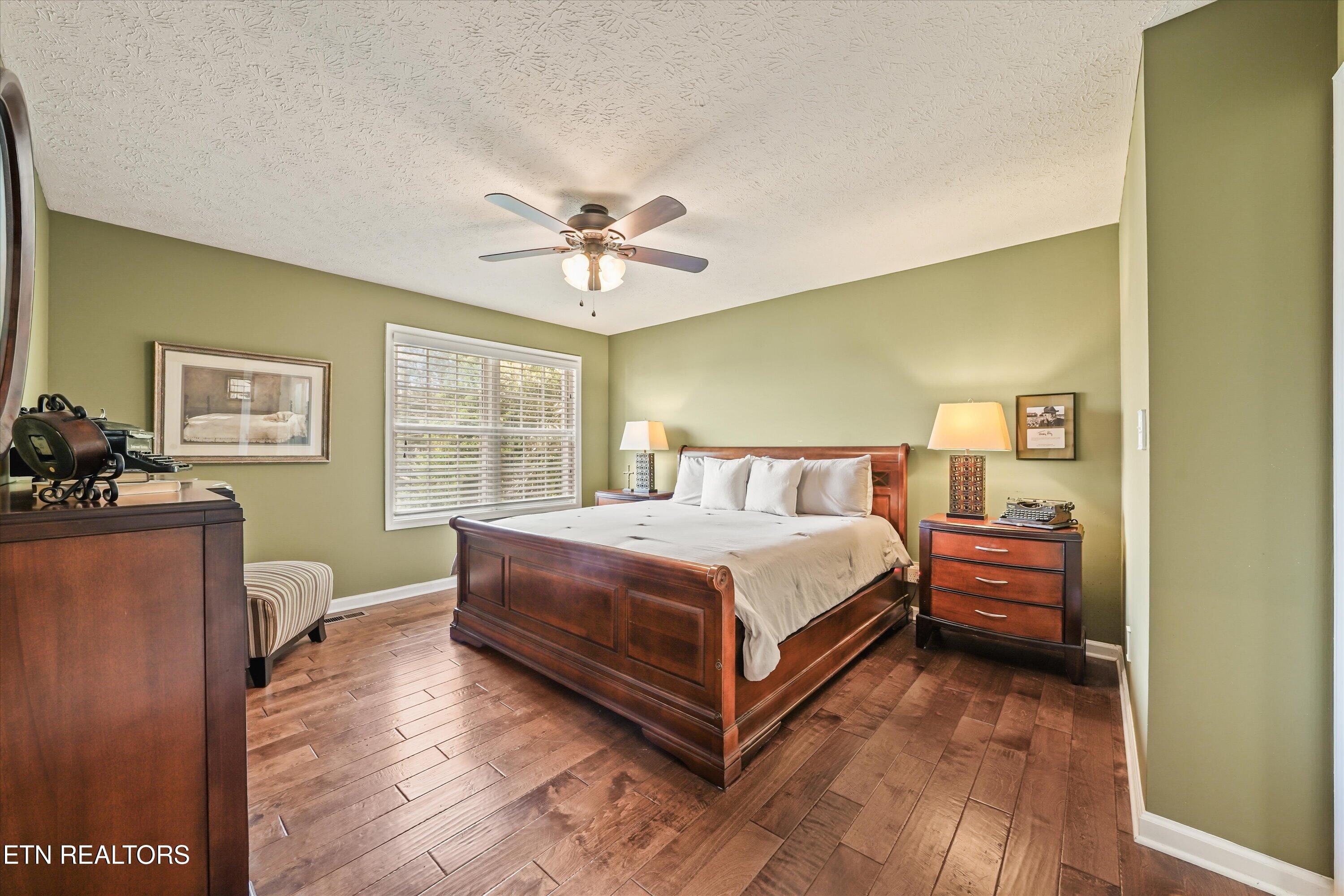 7523 Oak Ridge Highway Knoxville TN 37931
