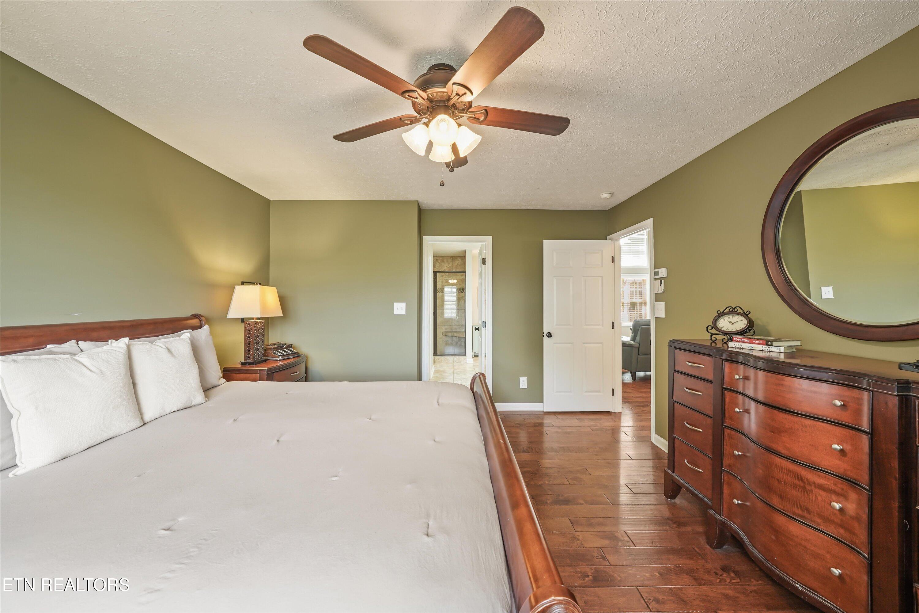 7523 Oak Ridge Highway Knoxville TN 37931
