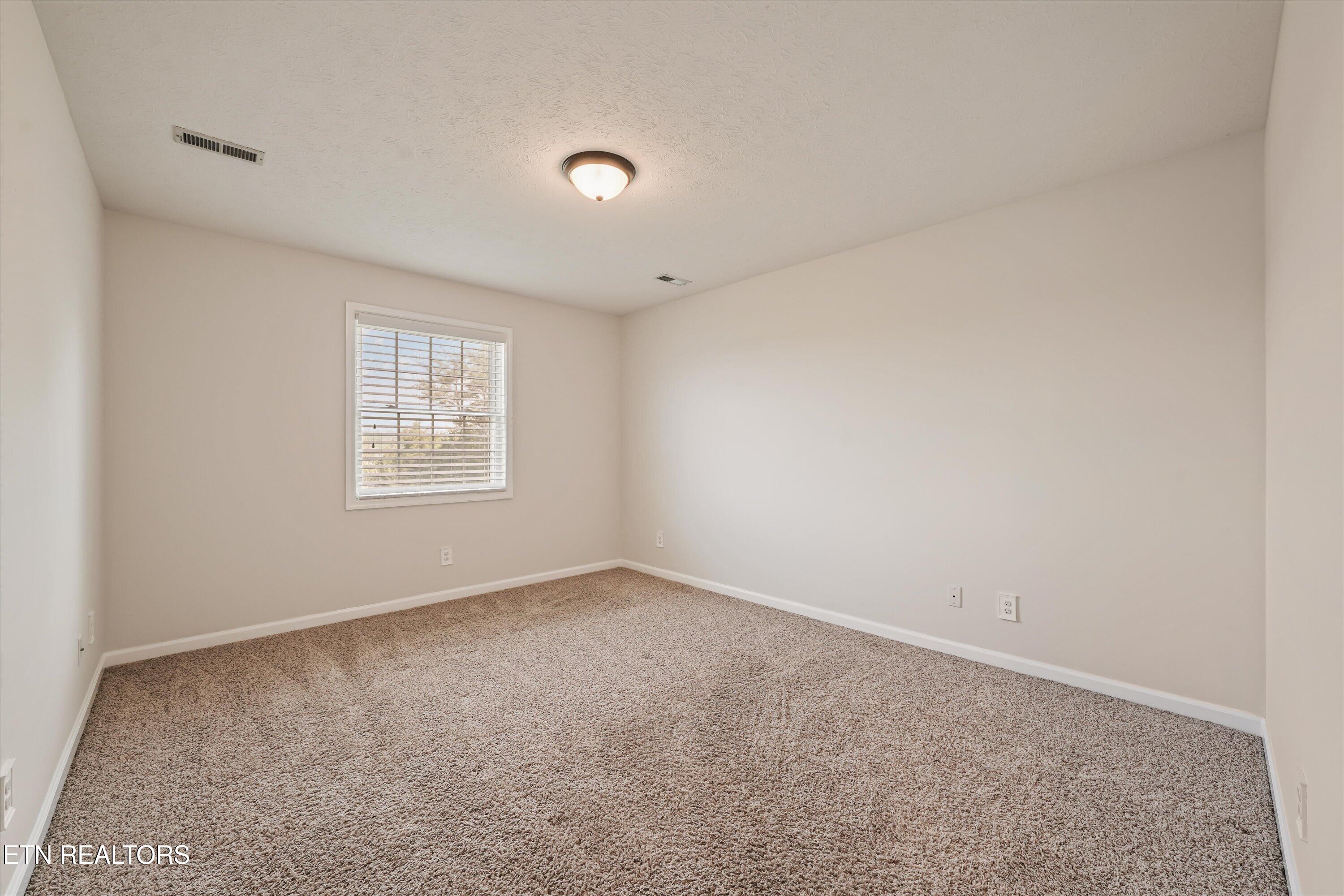 7523 Oak Ridge Highway Knoxville TN 37931