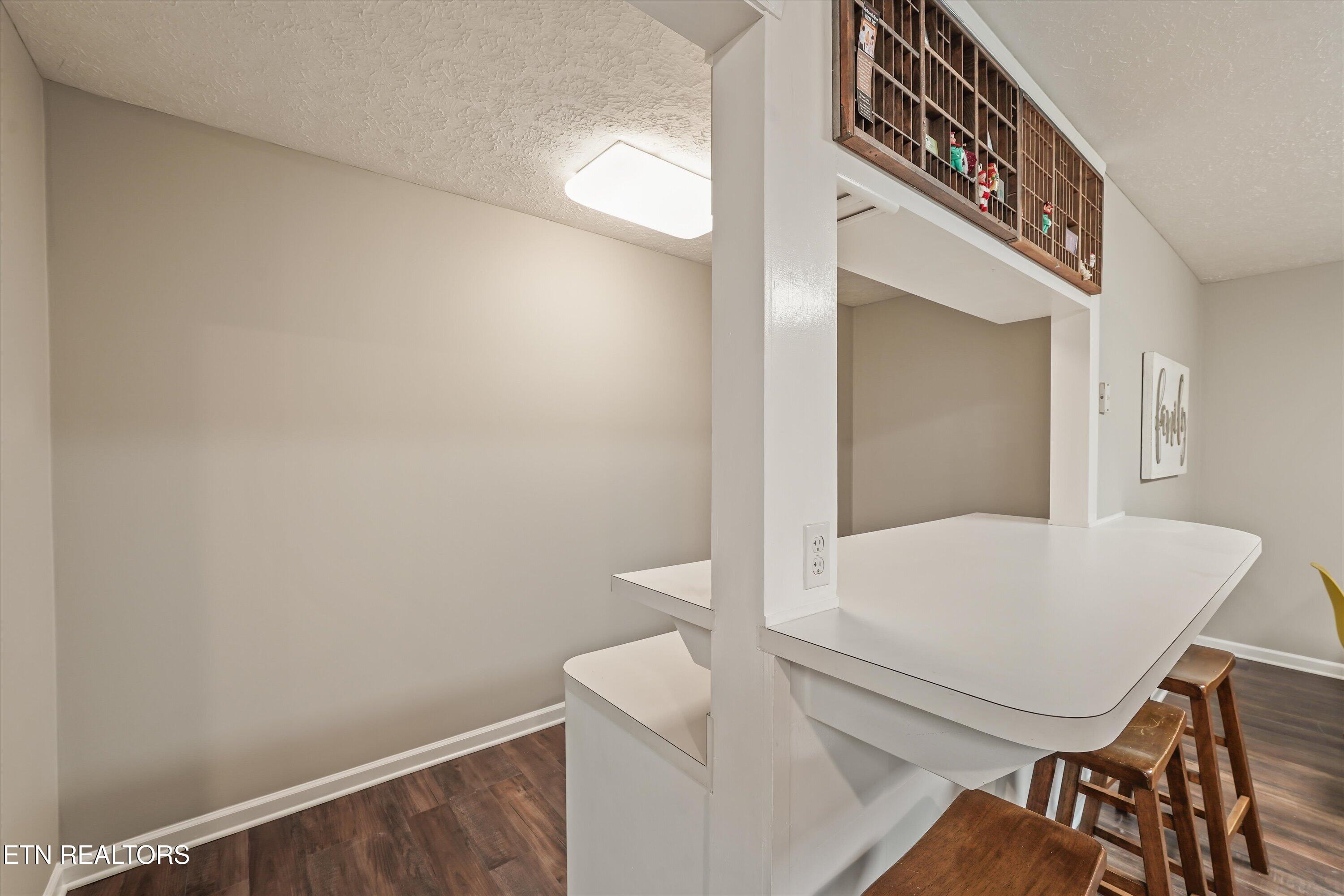 7523 Oak Ridge Highway Knoxville TN 37931