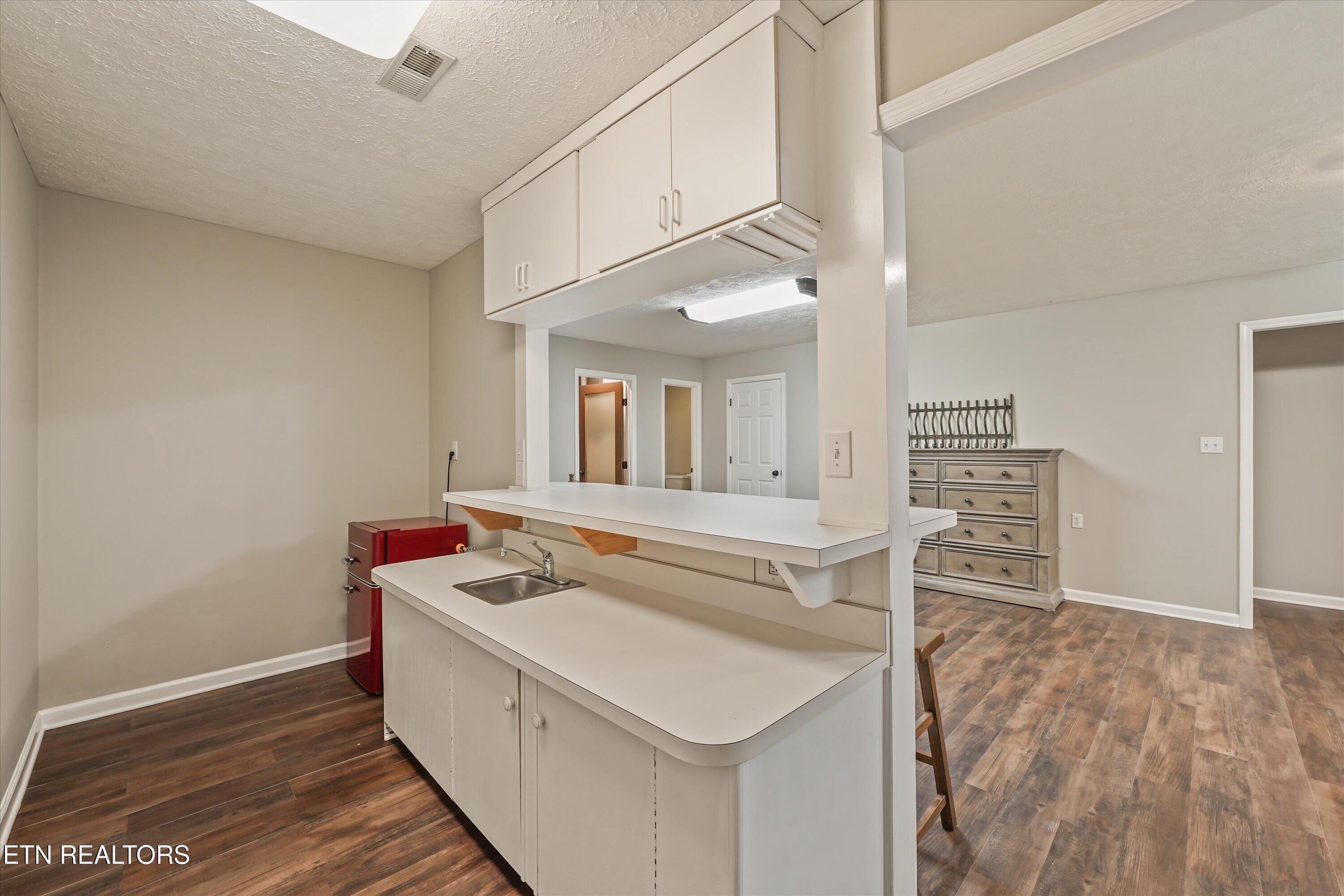 7523 Oak Ridge Highway Knoxville TN 37931