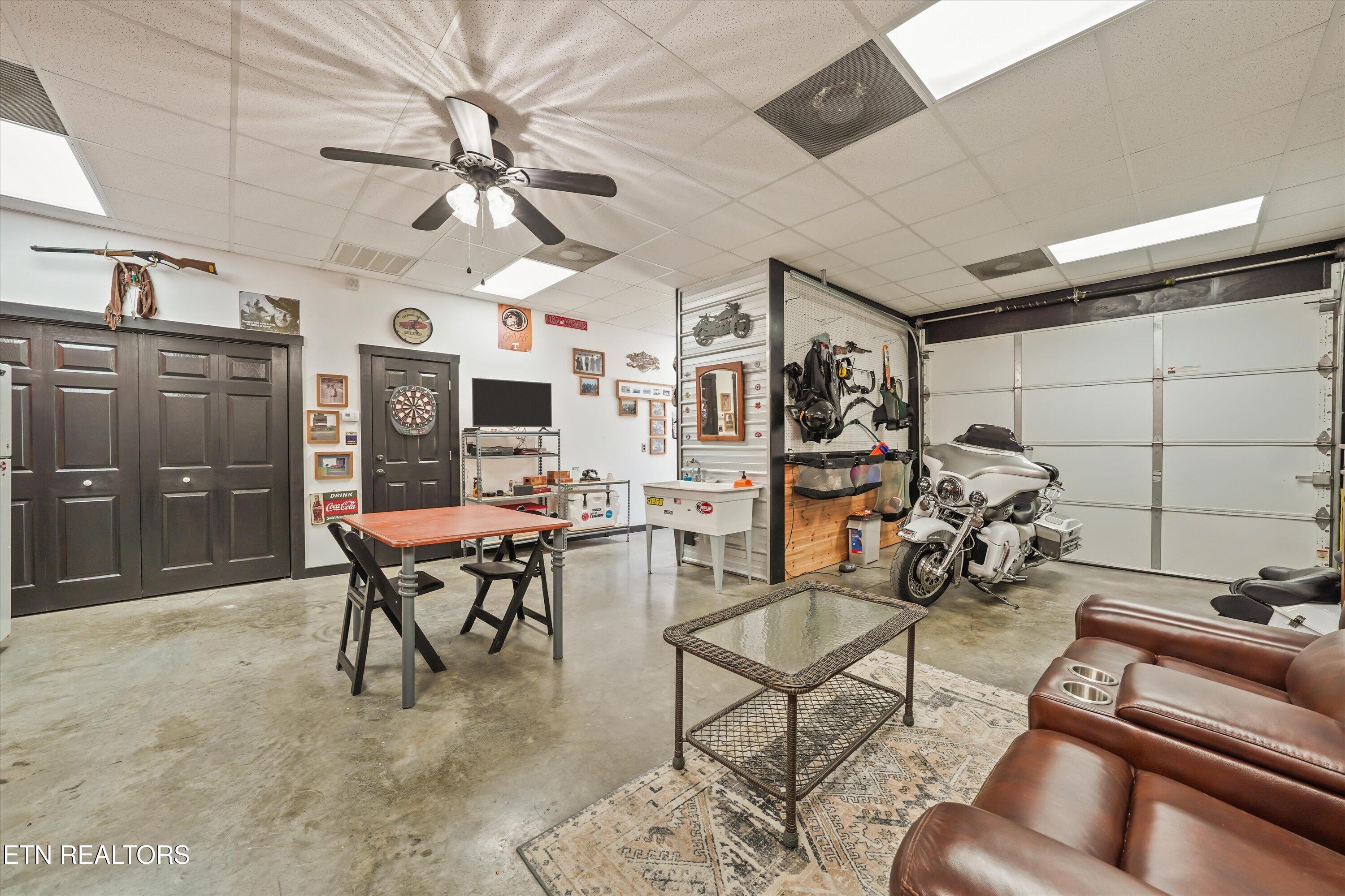 7523 Oak Ridge Highway Knoxville TN 37931