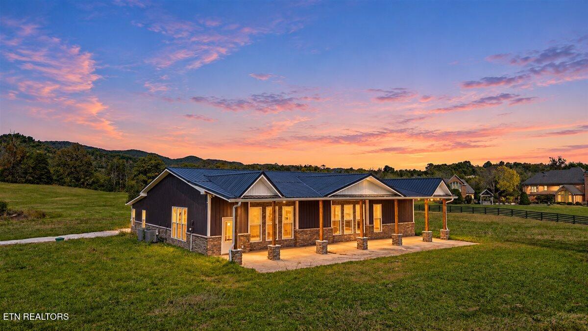522 Lavender View Lane Speedwell TN 37870