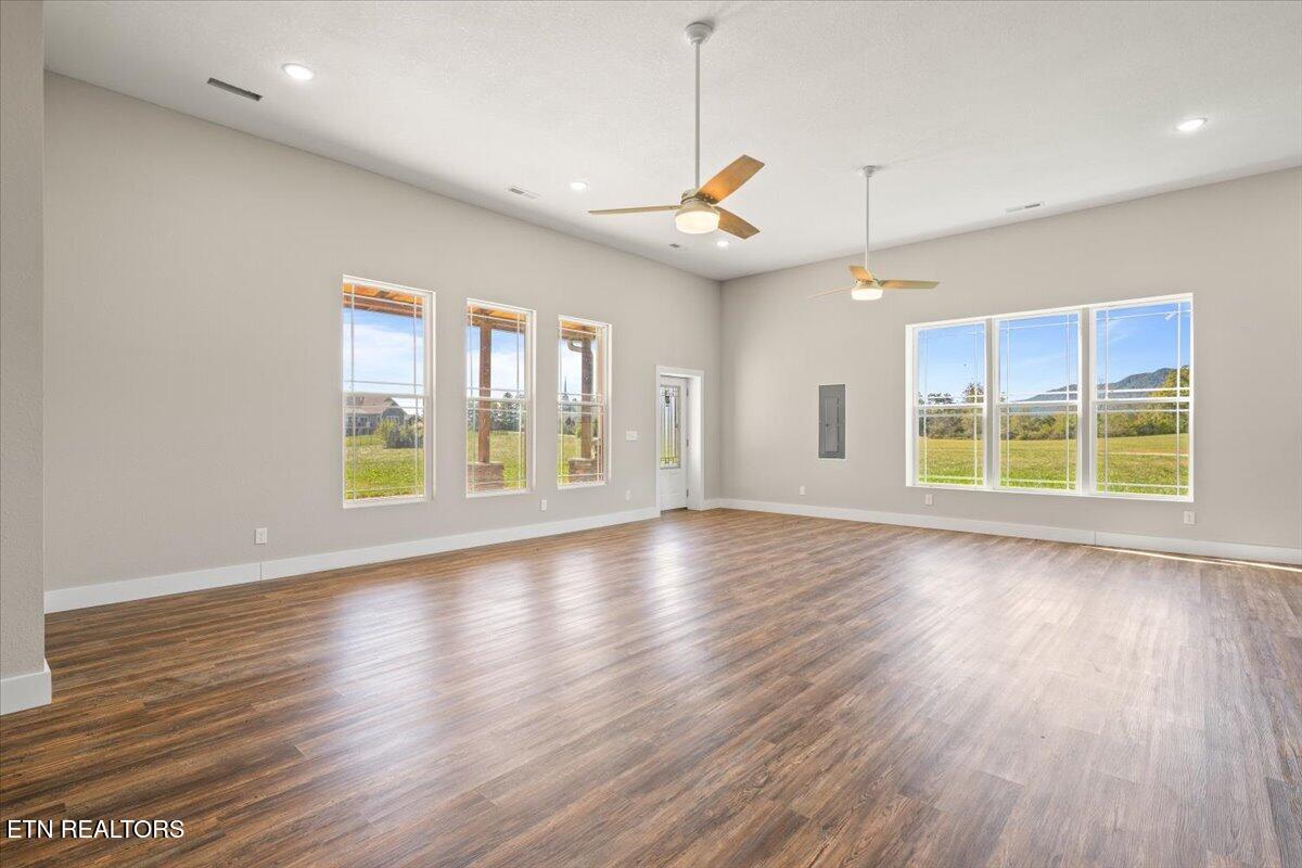 522 Lavender View Lane Speedwell TN 37870