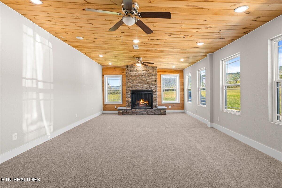 522 Lavender View Lane Speedwell TN 37870