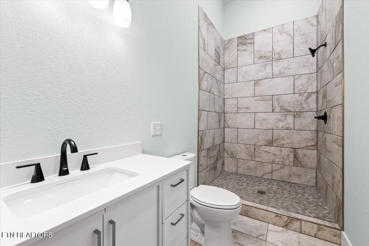 522 Lavender View Lane Speedwell TN 37870