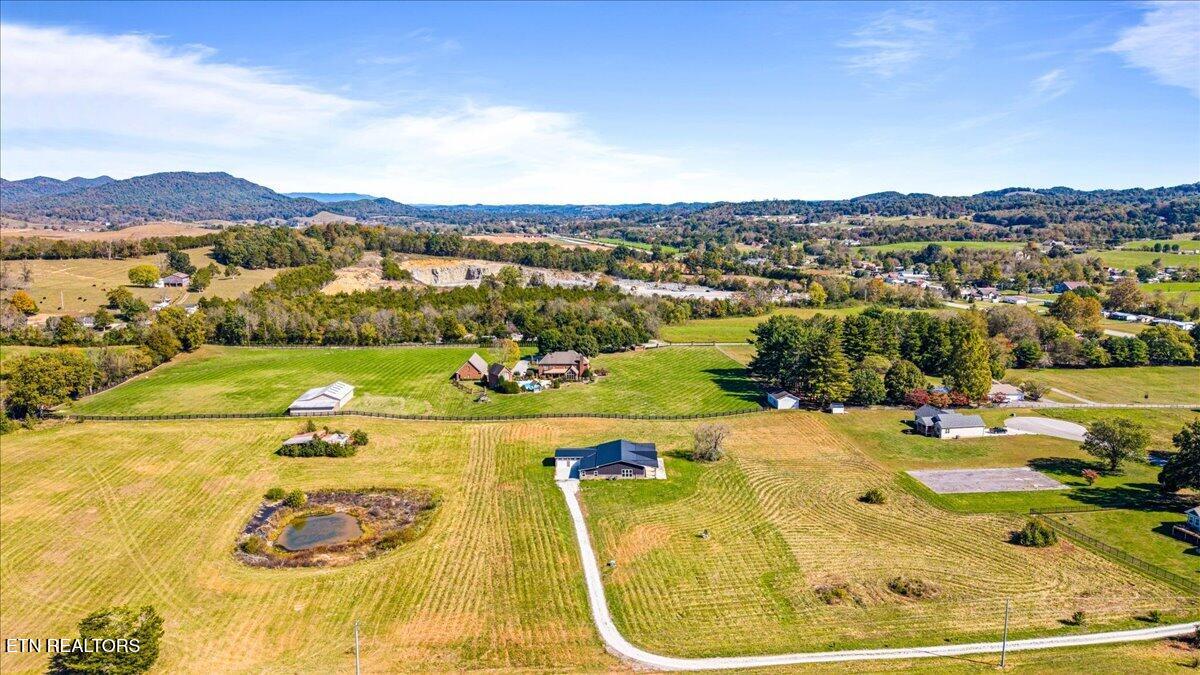 522 Lavender View Lane Speedwell TN 37870