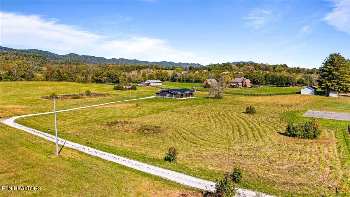 522 Lavender View Lane Speedwell TN 37870