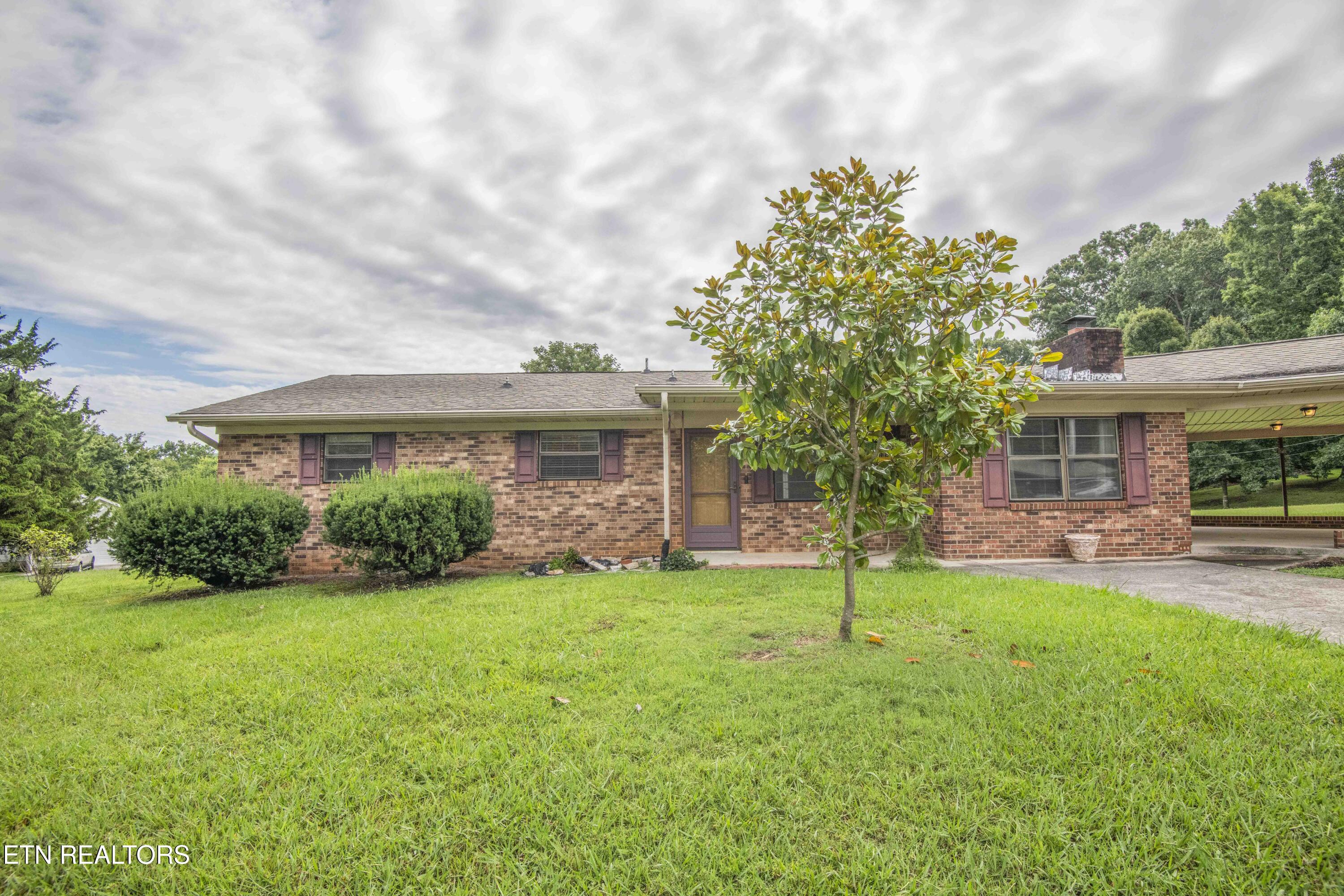 1732 Maplecrest Drive Louisville TN 37777