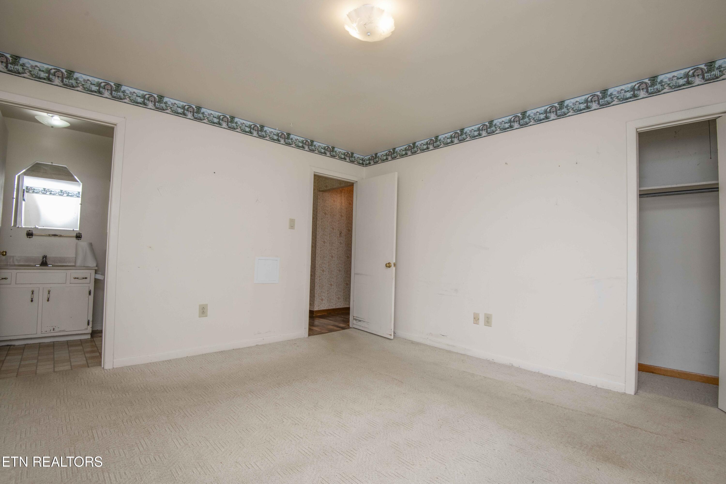 1732 Maplecrest Drive Louisville TN 37777