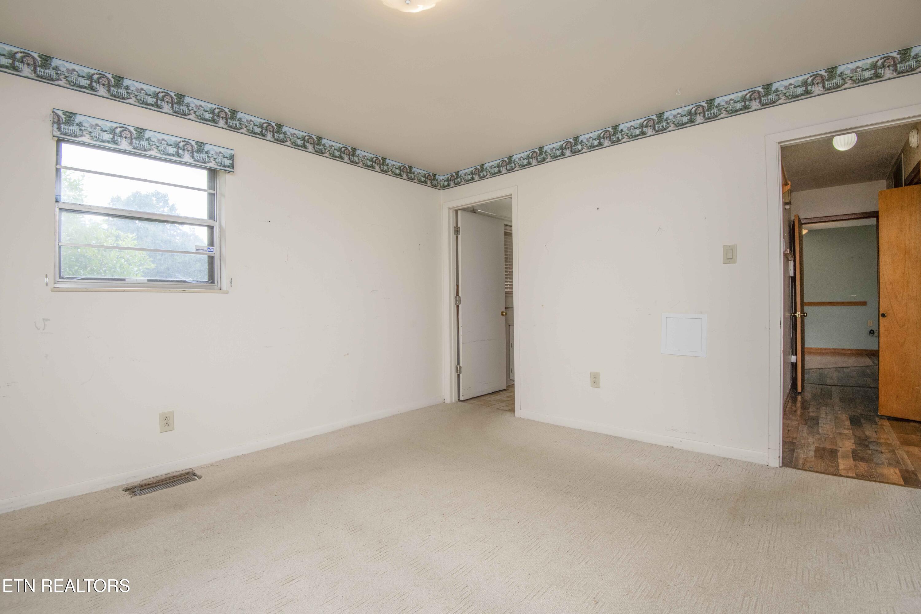 1732 Maplecrest Drive Louisville TN 37777