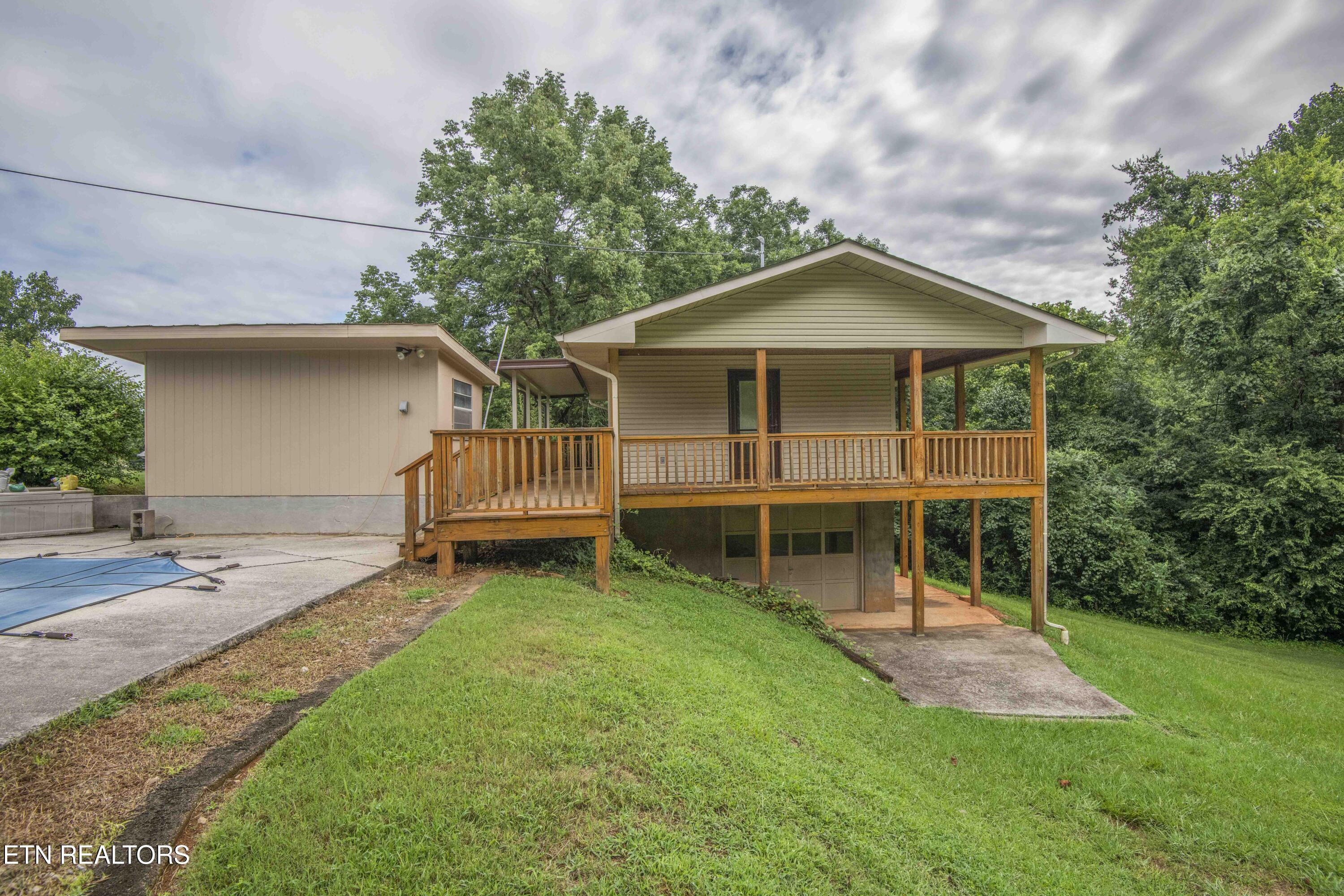 1732 Maplecrest Drive Louisville TN 37777