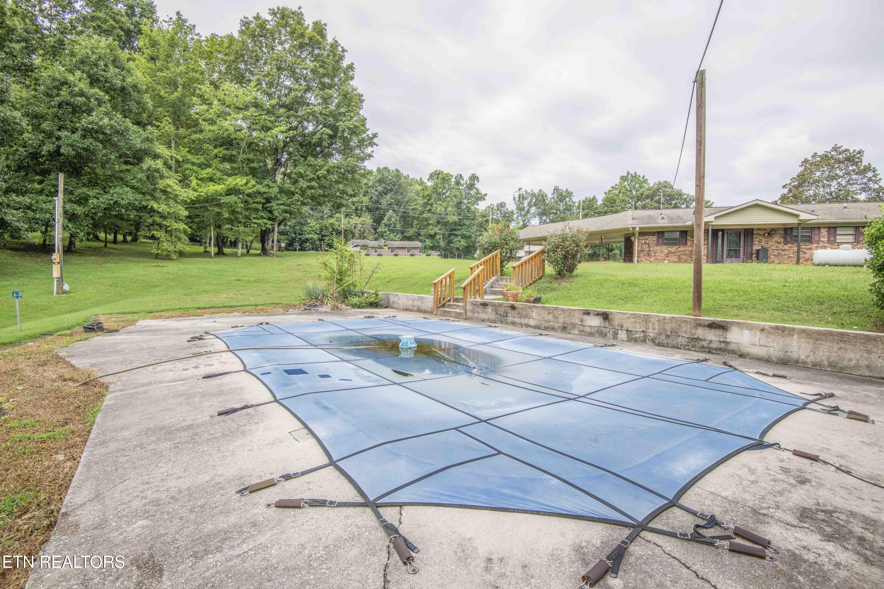1732 Maplecrest Drive Louisville TN 37777