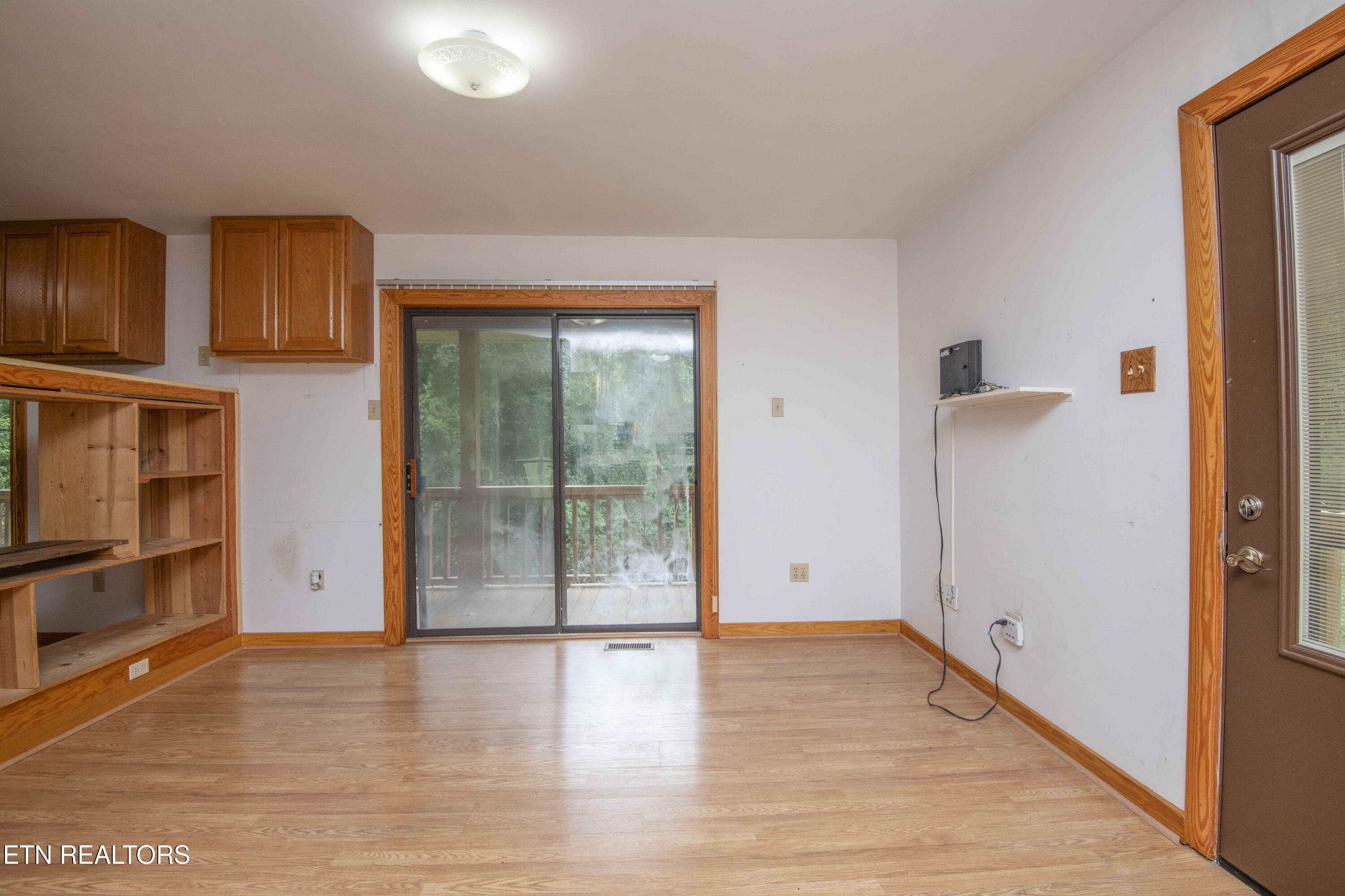 1732 Maplecrest Drive Louisville TN 37777