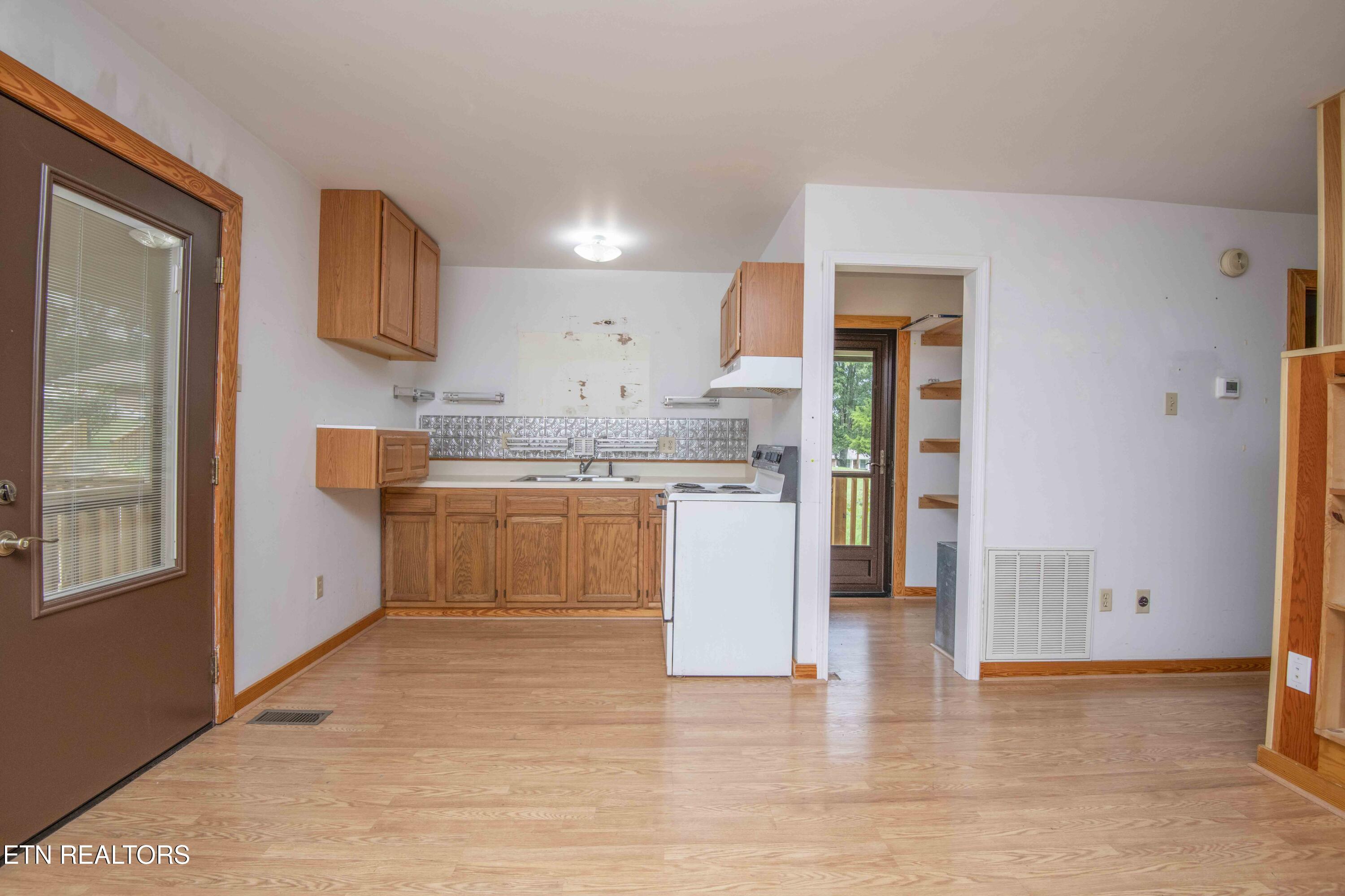 1732 Maplecrest Drive Louisville TN 37777